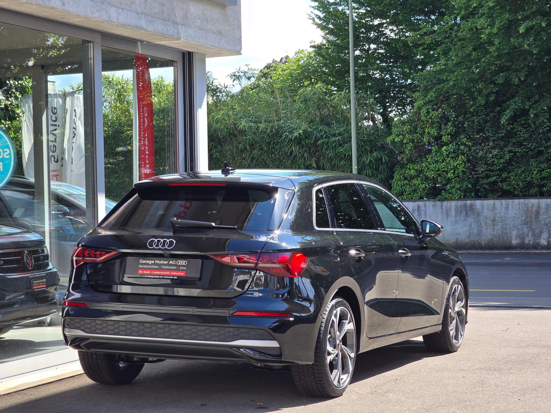 AUDI A3 Sportback 35 TFSI advanced Attraction S-tronic-showroom-element-2