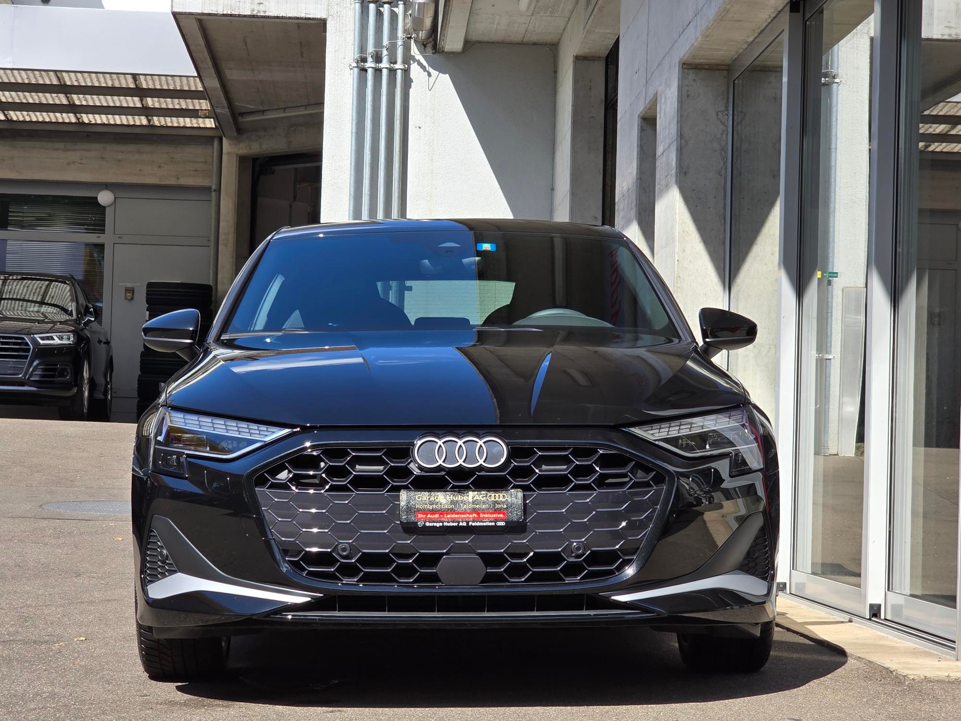 AUDI A3 Sportback 35 TFSI advanced Attraction S-tronic-showroom-element-3