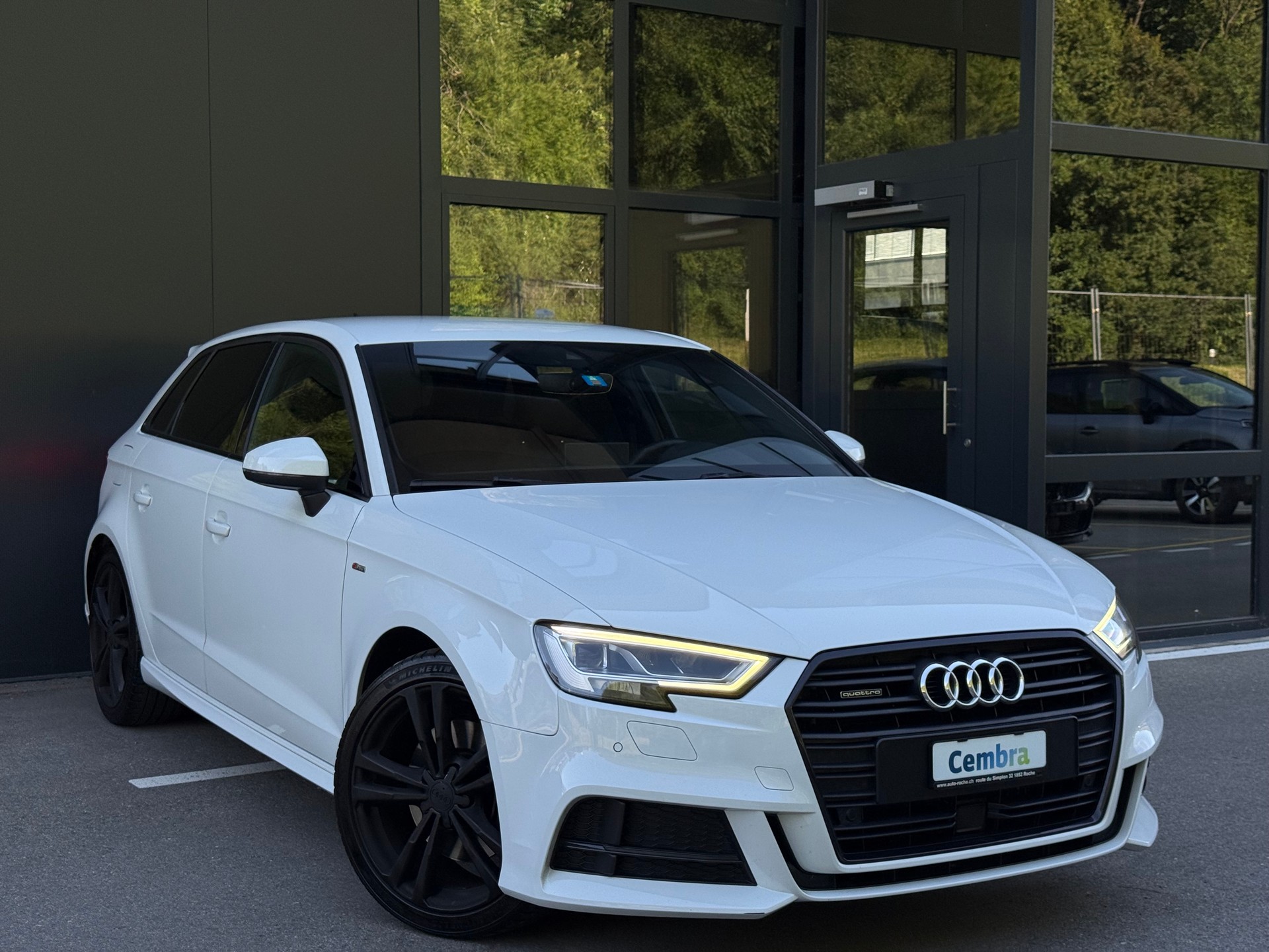 AUDI A3 Sportback 40 TFSI S-Line Sport Attraction quattro S-tronic