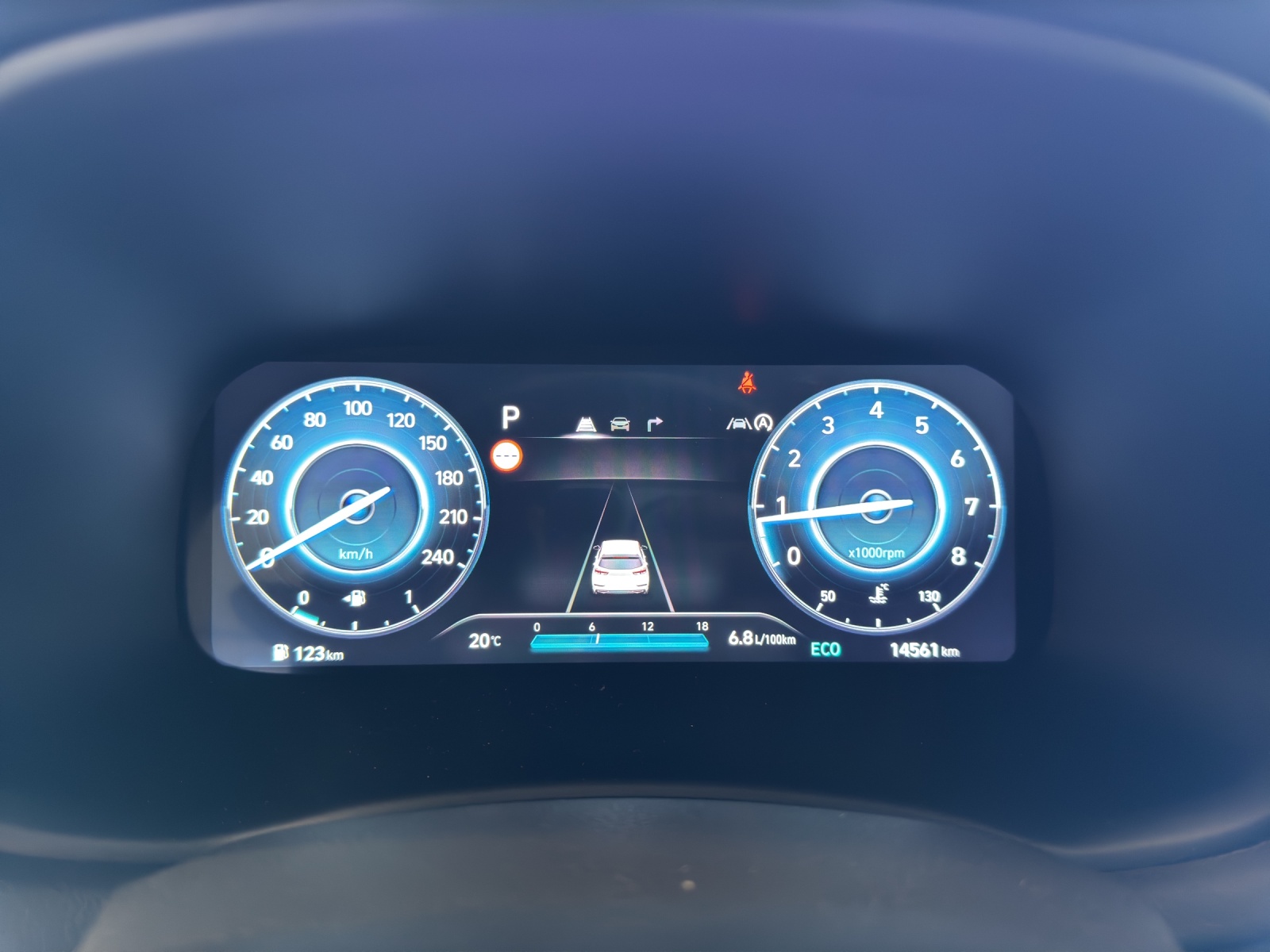 HYUNDAI i30 Wagon 1.5 T-GDi N Line 48V MH DCT-image-9