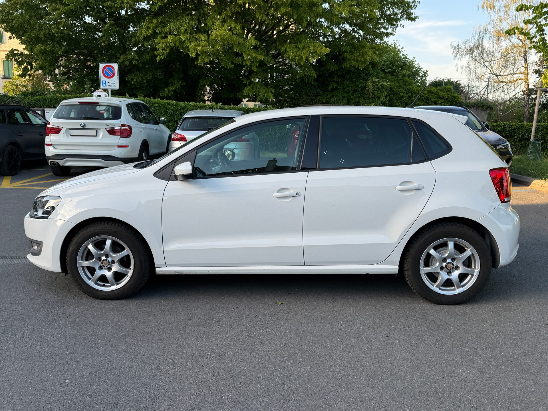 VW Polo 1.4 16V Highline DSG - Automatique - Kit Courroie de Distribution + Pompe à eau Faite à 121’810 Km - Expertisé : 03.03.2025-image-6