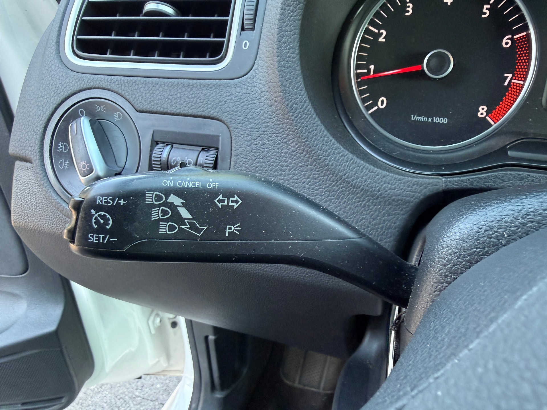 VW Polo 1.4 16V Highline DSG - Automatique - Kit Courroie de Distribution + Pompe à eau Faite à 121’810 Km - Expertisé : 03.03.2025-image-22