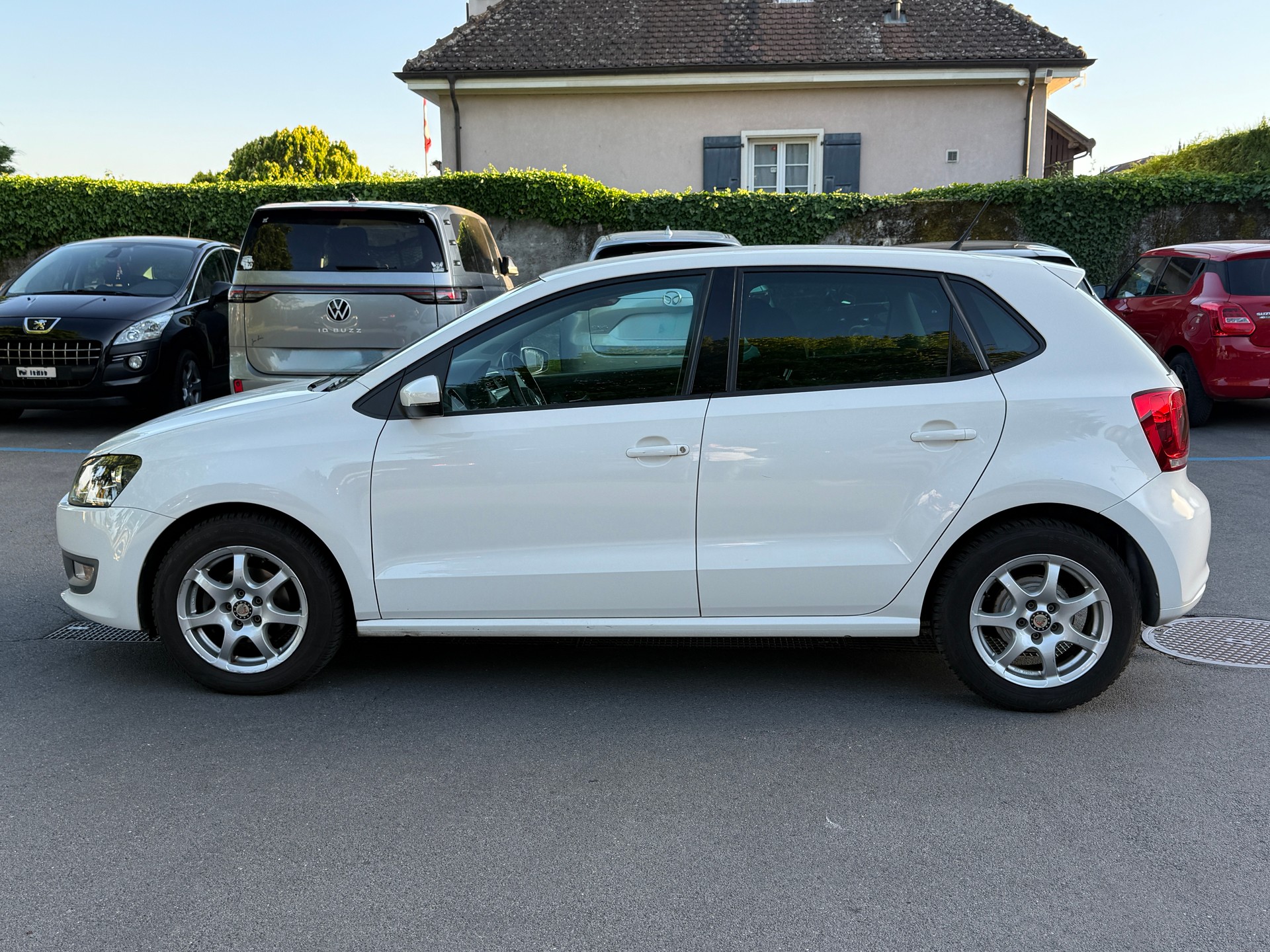 VW Polo 1.4 16V Highline DSG - Automatique - Kit Courroie de Distribution + Pompe à eau Faite à 121’810 Km - Expertisé : 03.03.2025-image-13