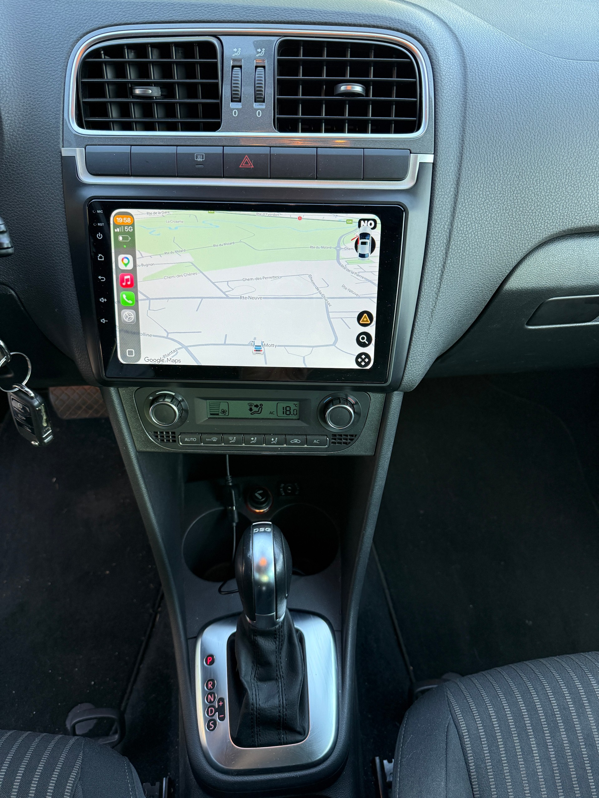 VW Polo 1.4 16V Highline DSG - Automatique - Kit Courroie de Distribution + Pompe à eau Faite à 121’810 Km - Expertisé : 03.03.2025-image-17