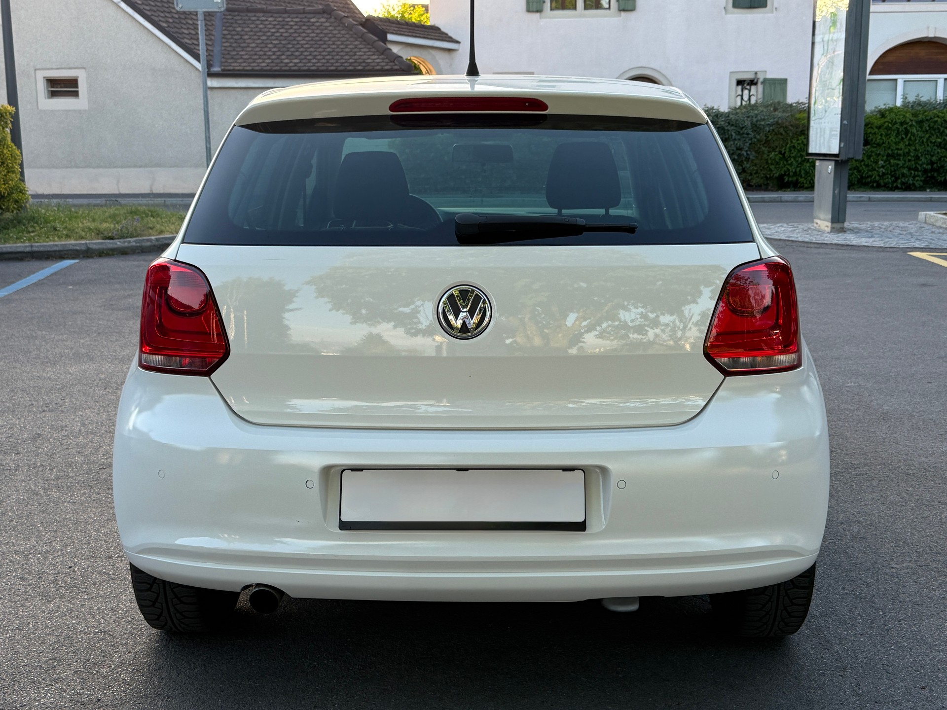 VW Polo 1.4 16V Highline DSG - Automatique - Kit Courroie de Distribution + Pompe à eau Faite à 121’810 Km - Expertisé : 03.03.2025-image-11