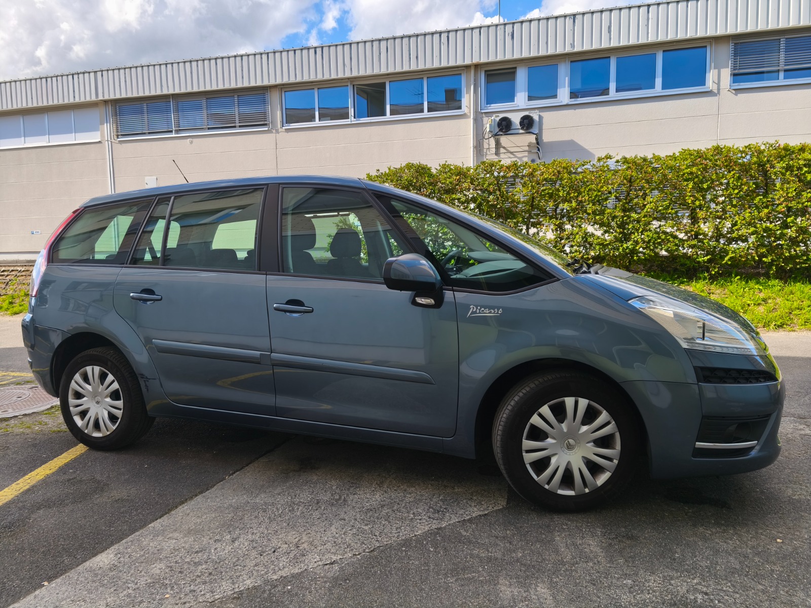 CITROEN Grand C4 Picasso 1.6 HDI 16V Attraction-image-12