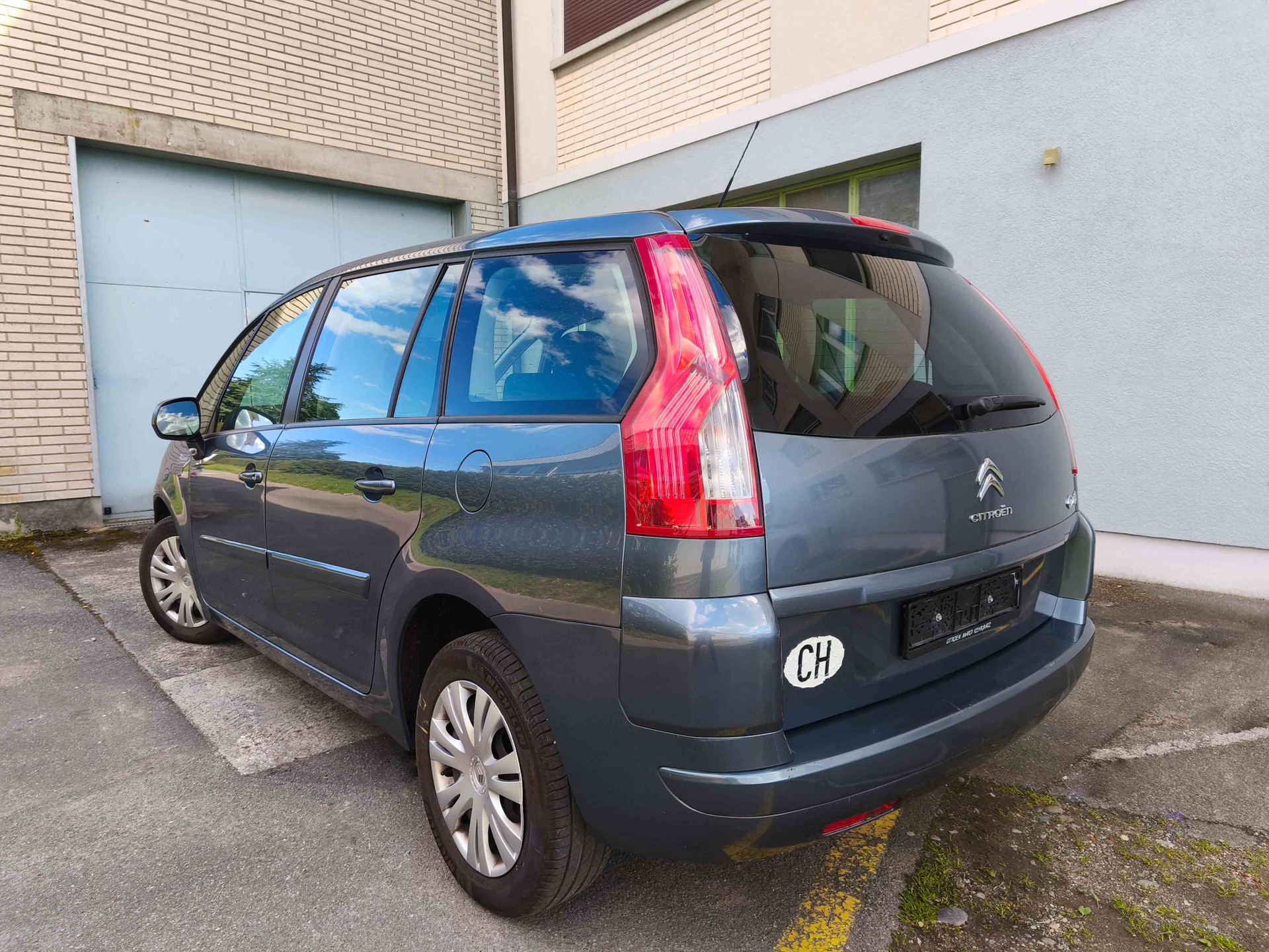 CITROEN Grand C4 Picasso 1.6 HDI 16V Attraction-image-5