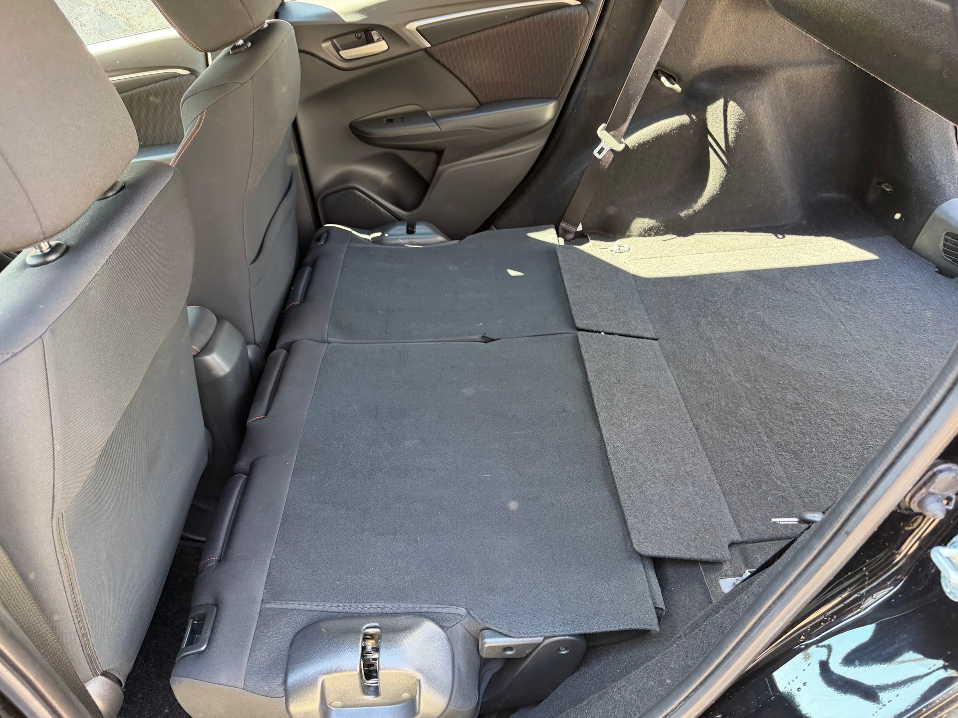 HONDA Jazz 1.5i-VTEC Dynamic-image-12