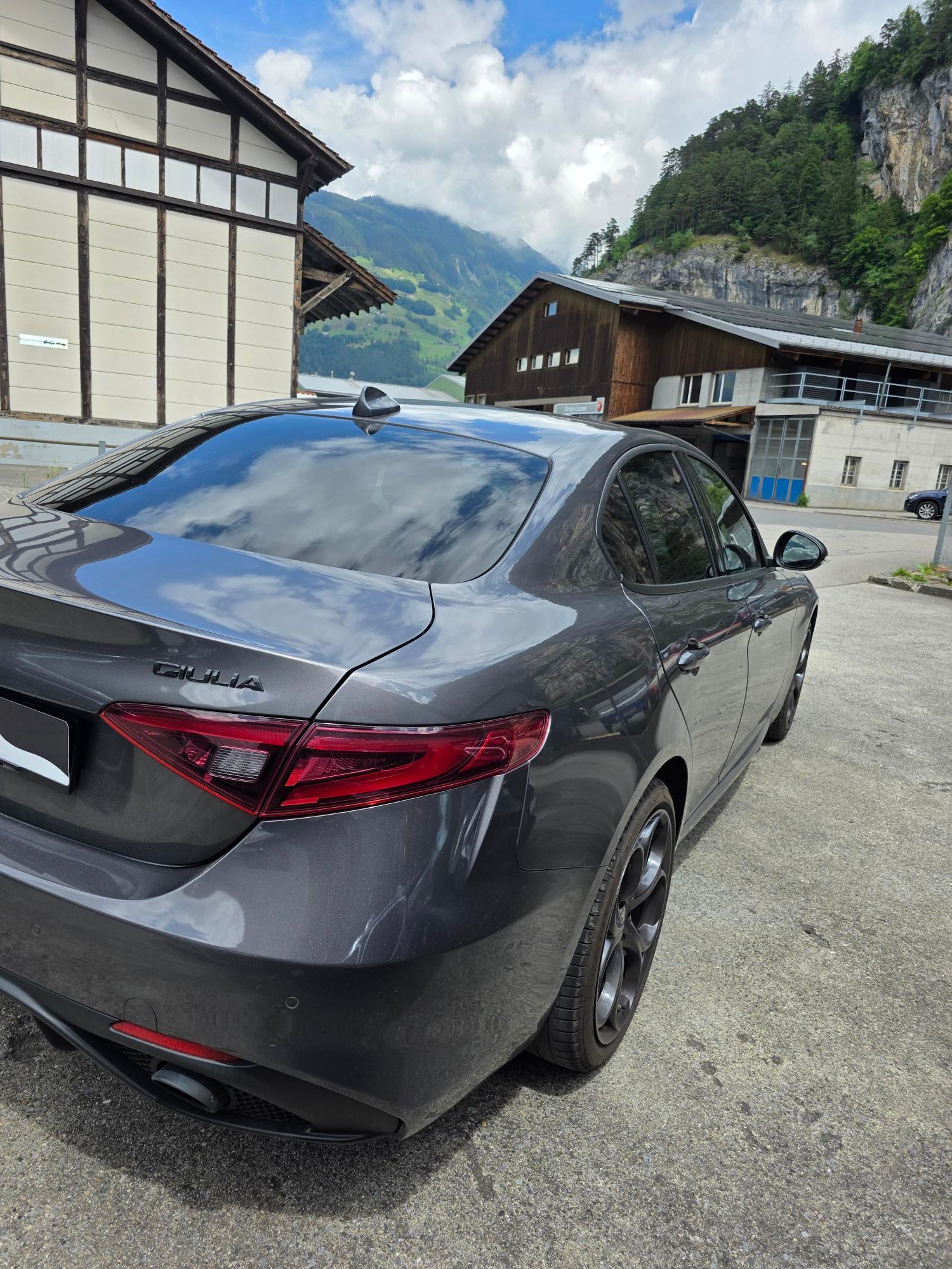 ALFA ROMEO Giulia 2.0 Veloce Q4 Automatic-image-5