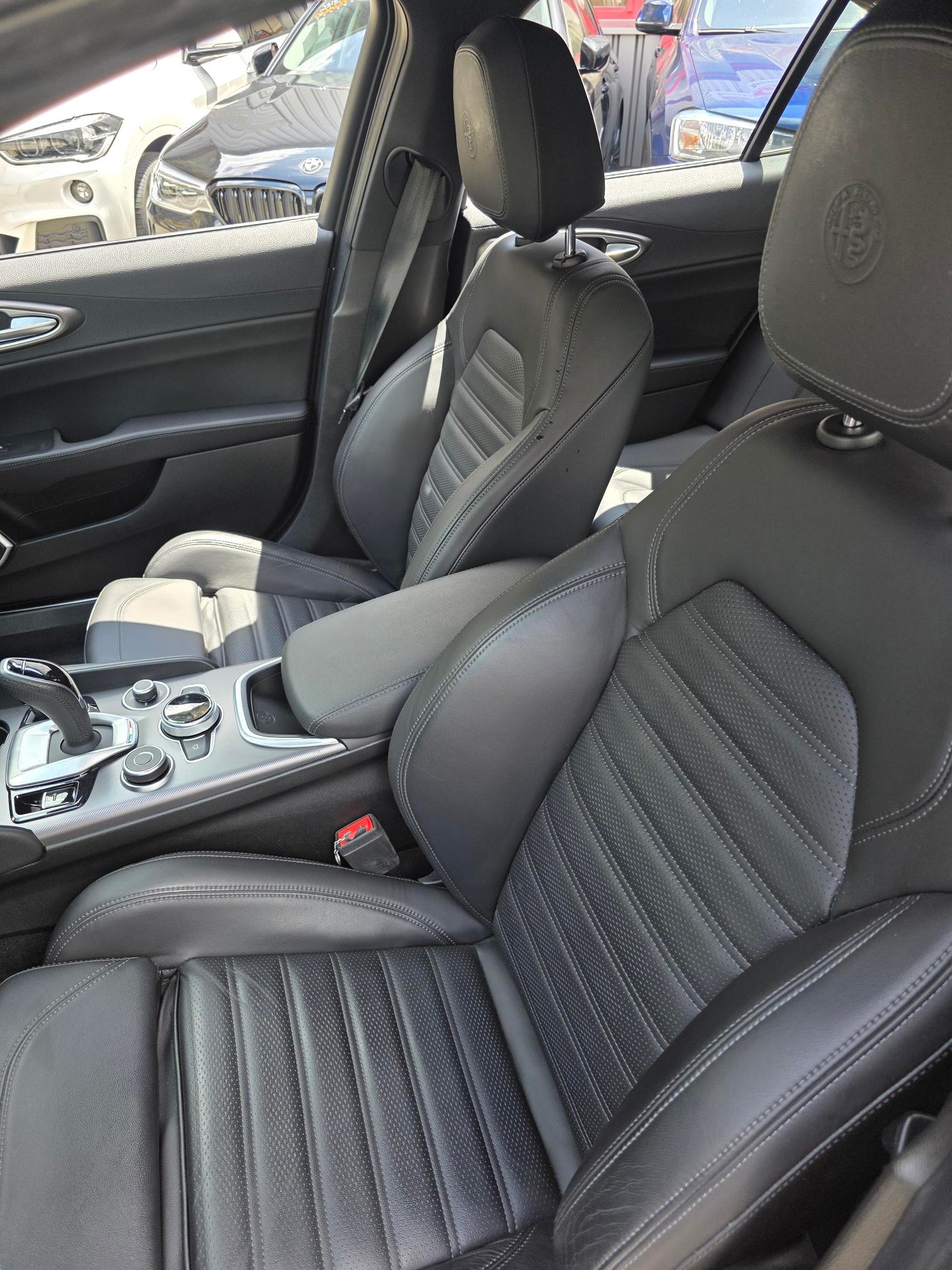 ALFA ROMEO Giulia 2.0 Veloce Q4 Automatic-image-7