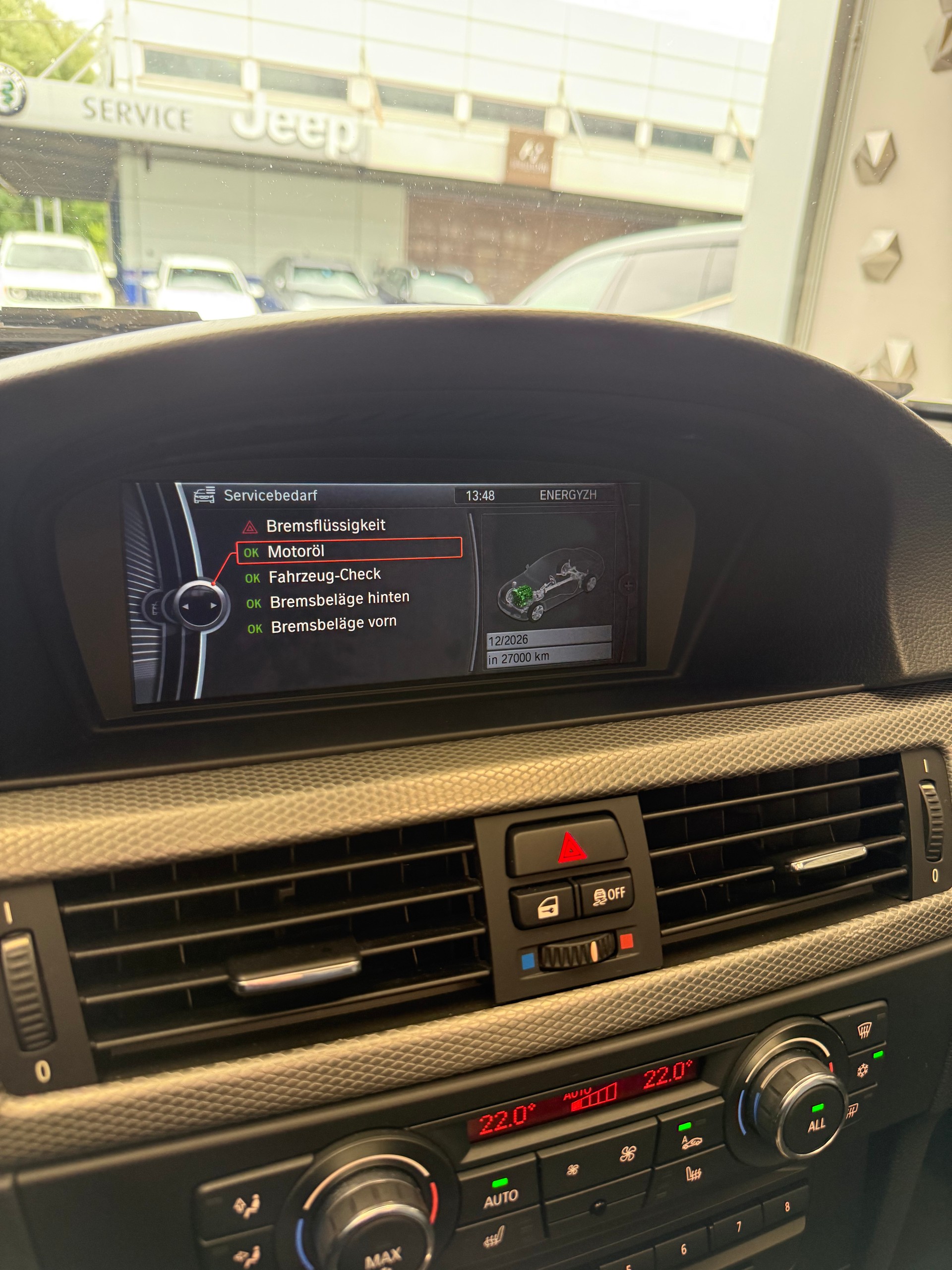 BMW 330i M Sport xDrive Coupé Steptronic-image-15