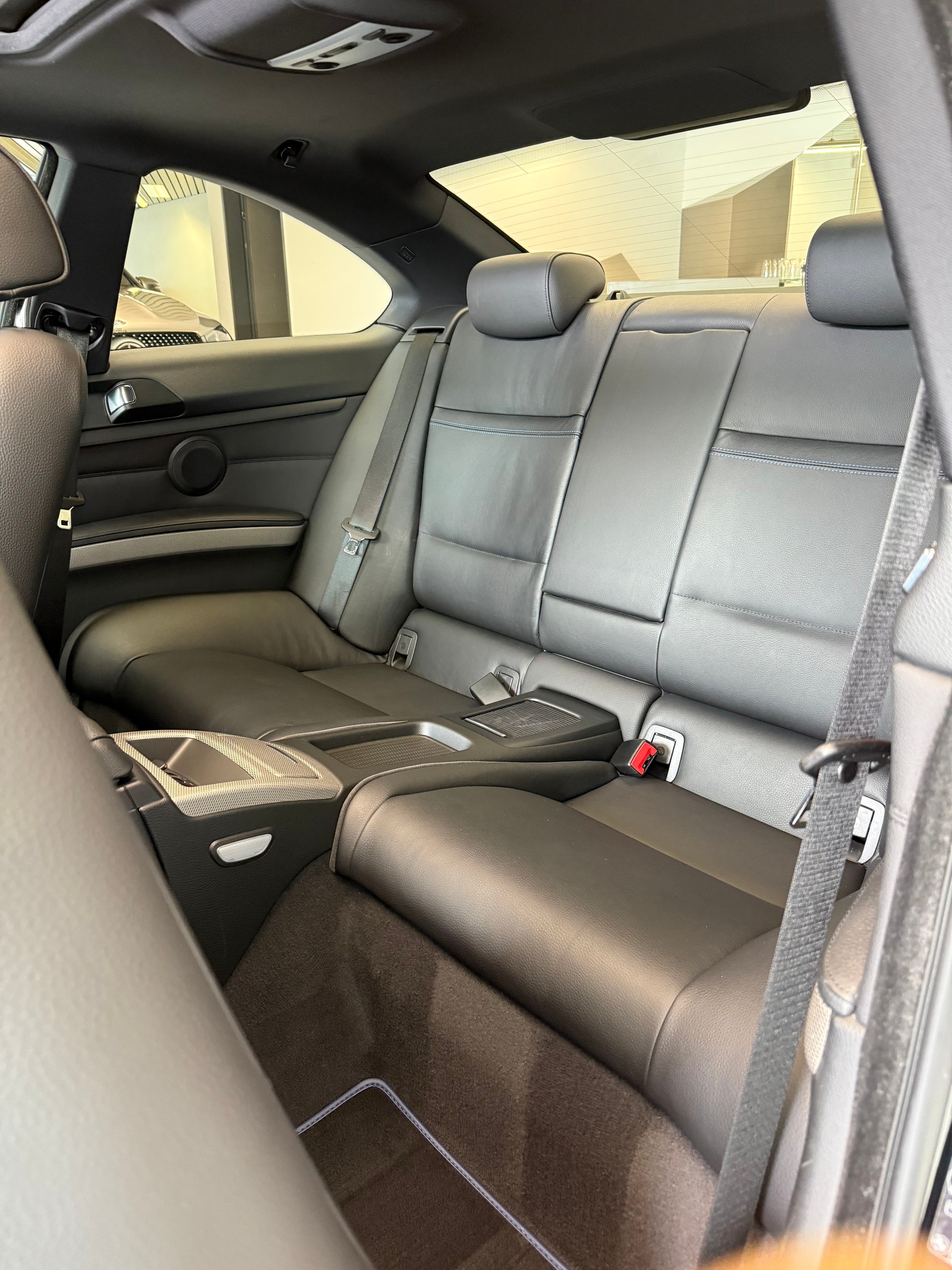 BMW 330i M Sport xDrive Coupé Steptronic-image-7