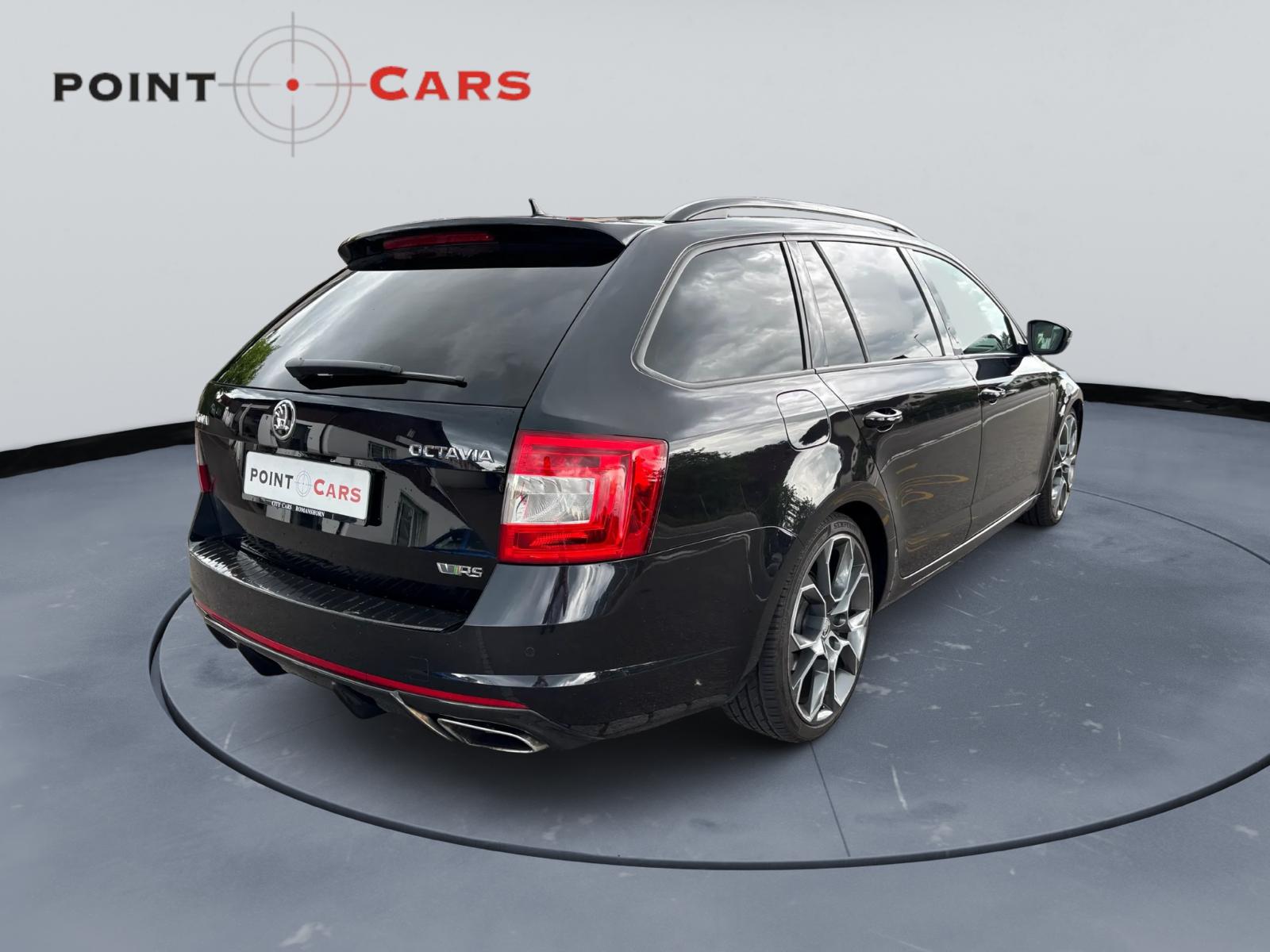 SKODA Octavia Combi 2.0 TSI RS XTREME DSG-image-4