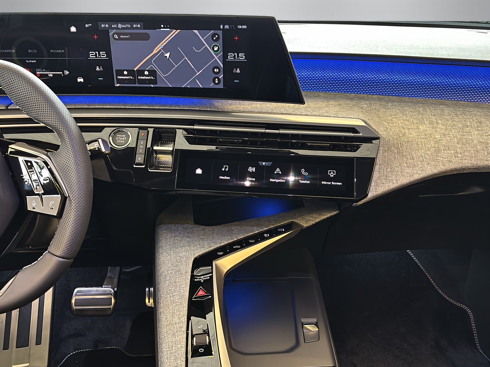 PEUGEOT 5008 1.6 PHEV 225 GT-image-5