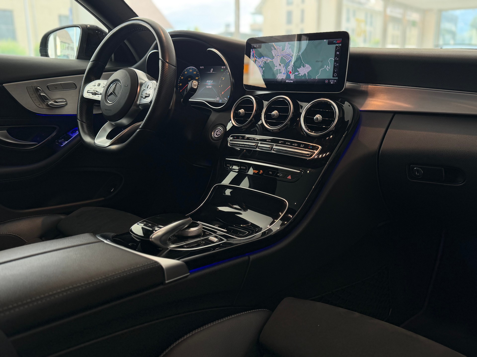 MERCEDES-BENZ C 200 Coupé 4Matic AMG Line 9G-Tronic **ab MFK & Service**-image-17