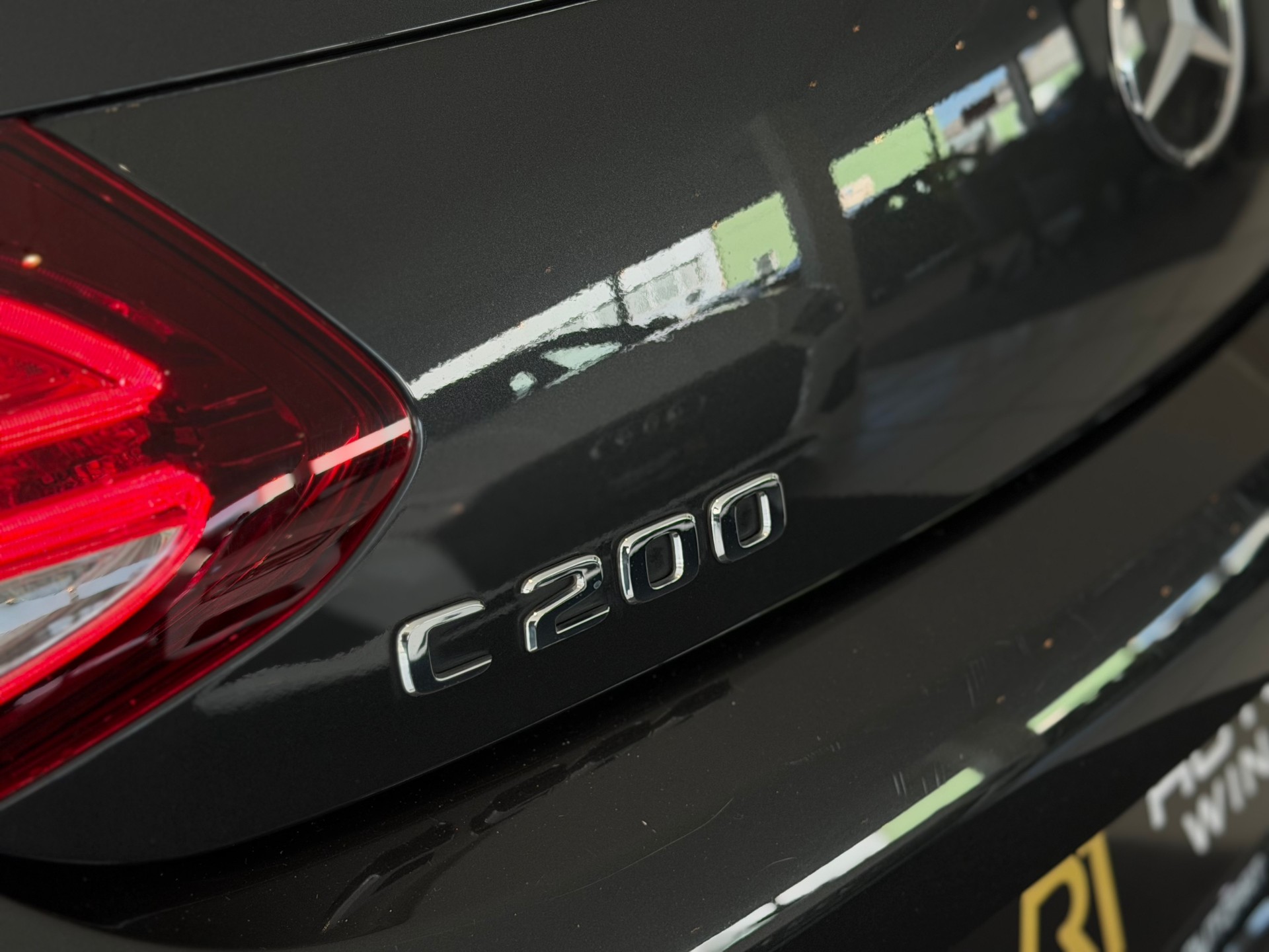 MERCEDES-BENZ C 200 Coupé 4Matic AMG Line 9G-Tronic **ab MFK & Service**-image-31