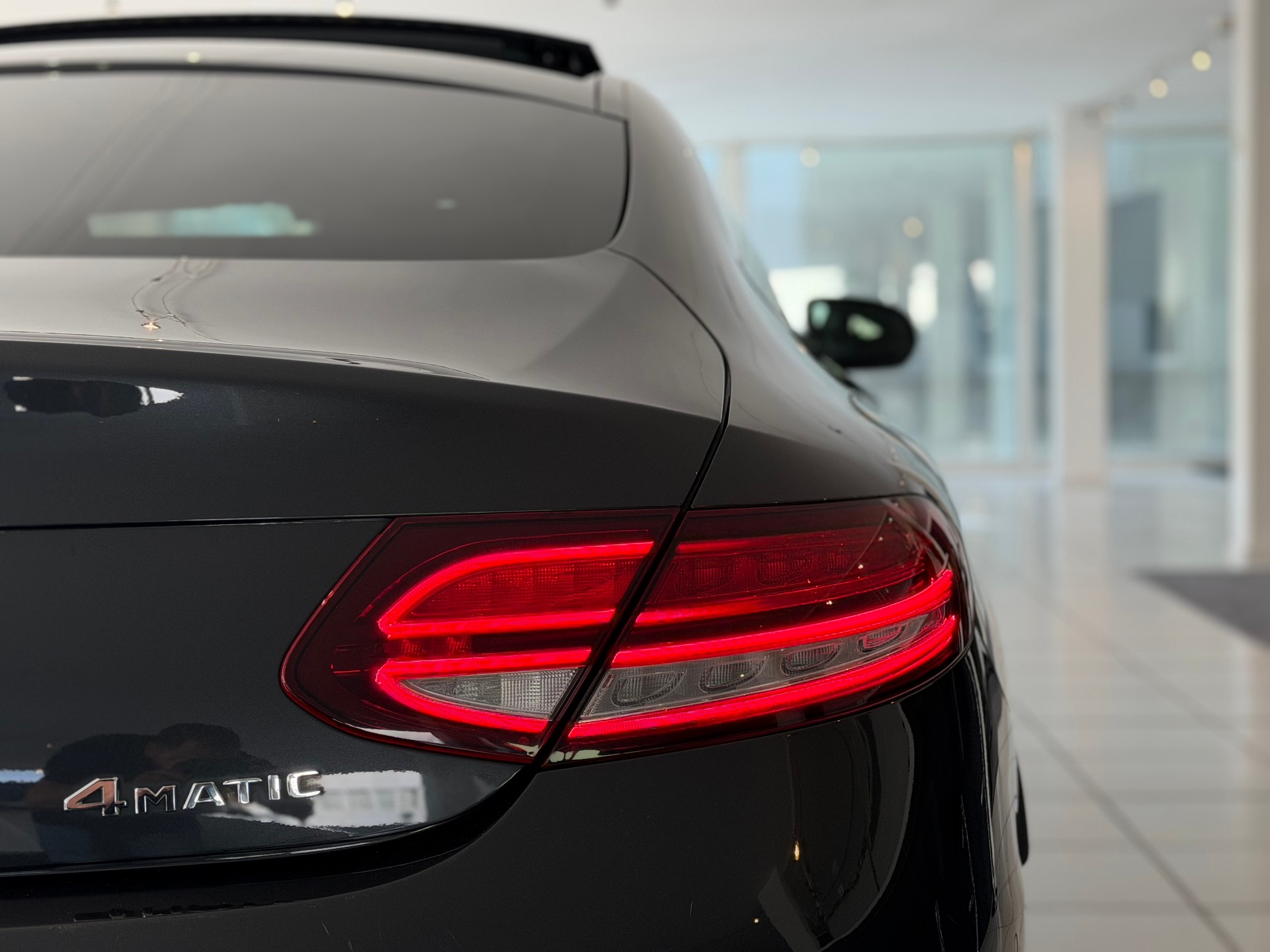 MERCEDES-BENZ C 200 Coupé 4Matic AMG Line 9G-Tronic **ab MFK & Service**-image-30