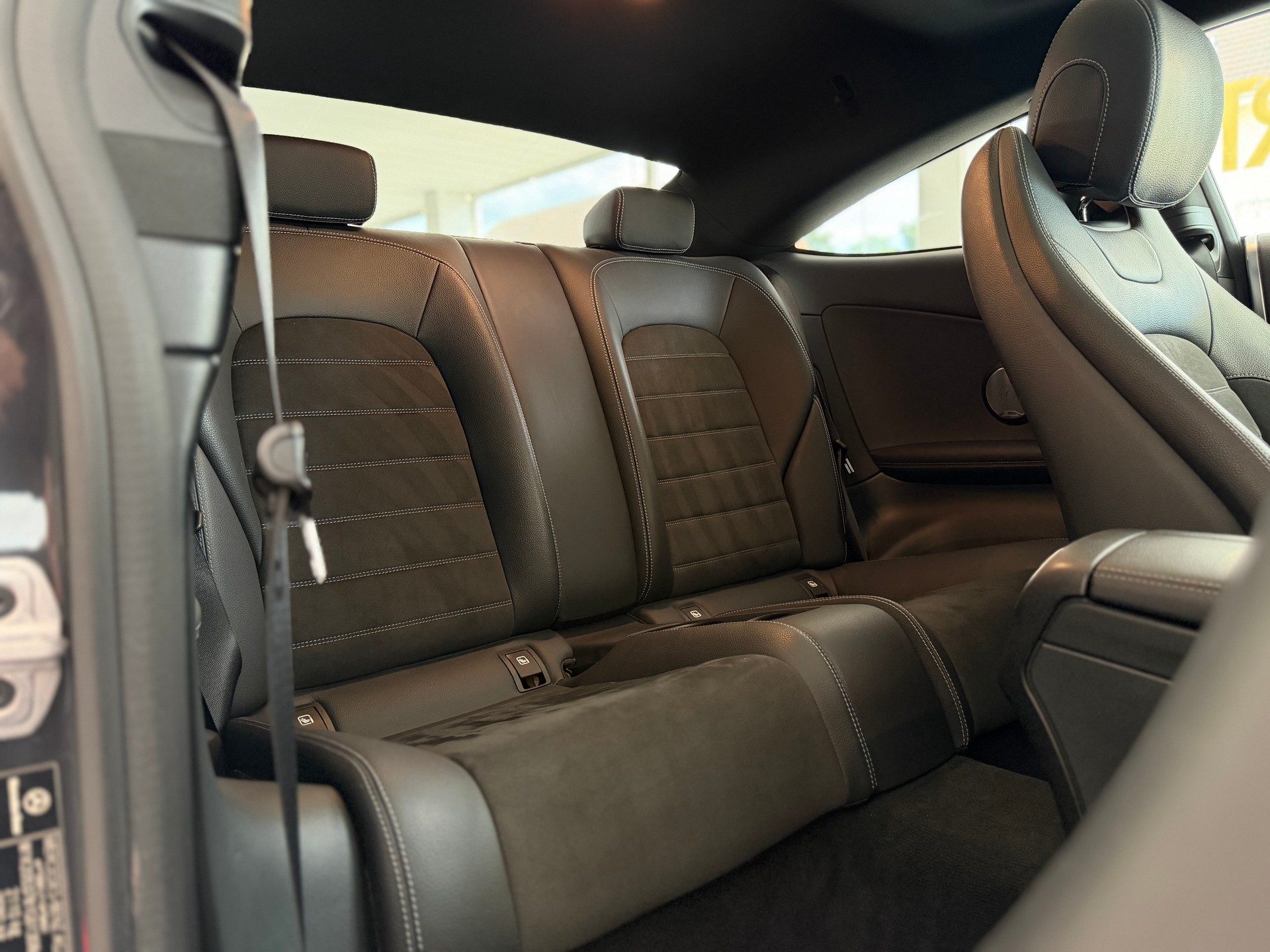 MERCEDES-BENZ C 200 Coupé 4Matic AMG Line 9G-Tronic **ab MFK & Service**-image-19