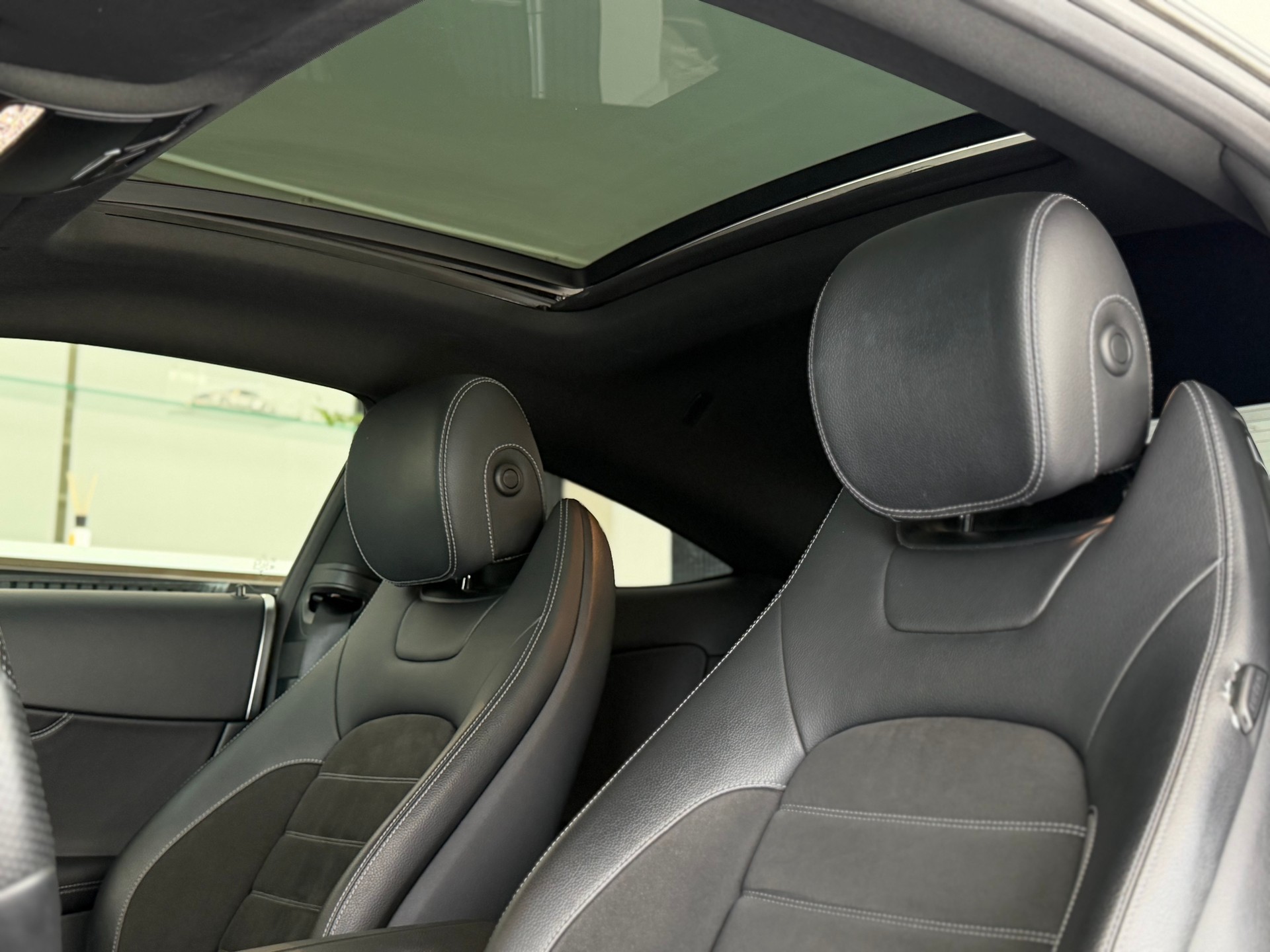 MERCEDES-BENZ C 200 Coupé 4Matic AMG Line 9G-Tronic **ab MFK & Service**-image-18