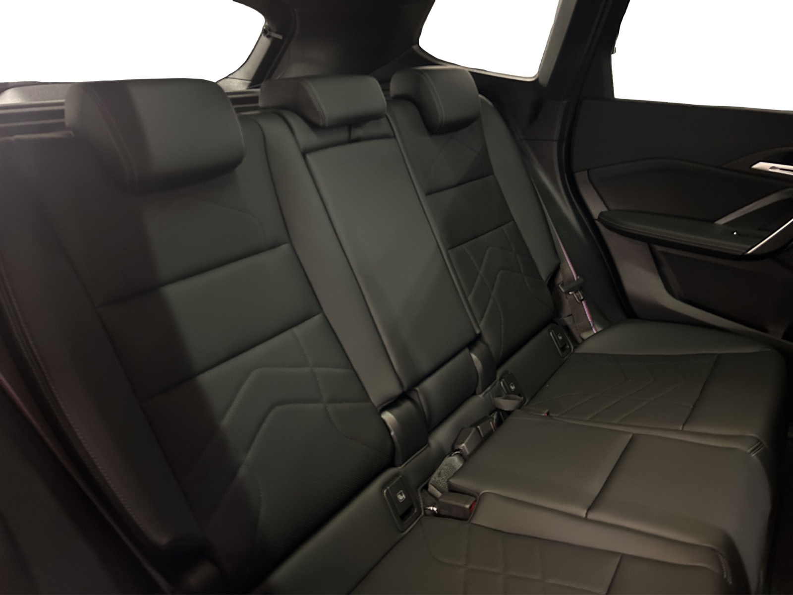 BMW iX1 xDrive 30 M Sport Pro-image-22