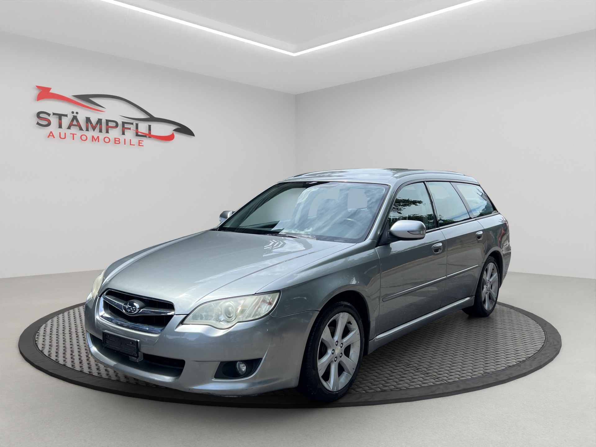 SUBARU Legacy 2.0R AWD Swiss-image-0