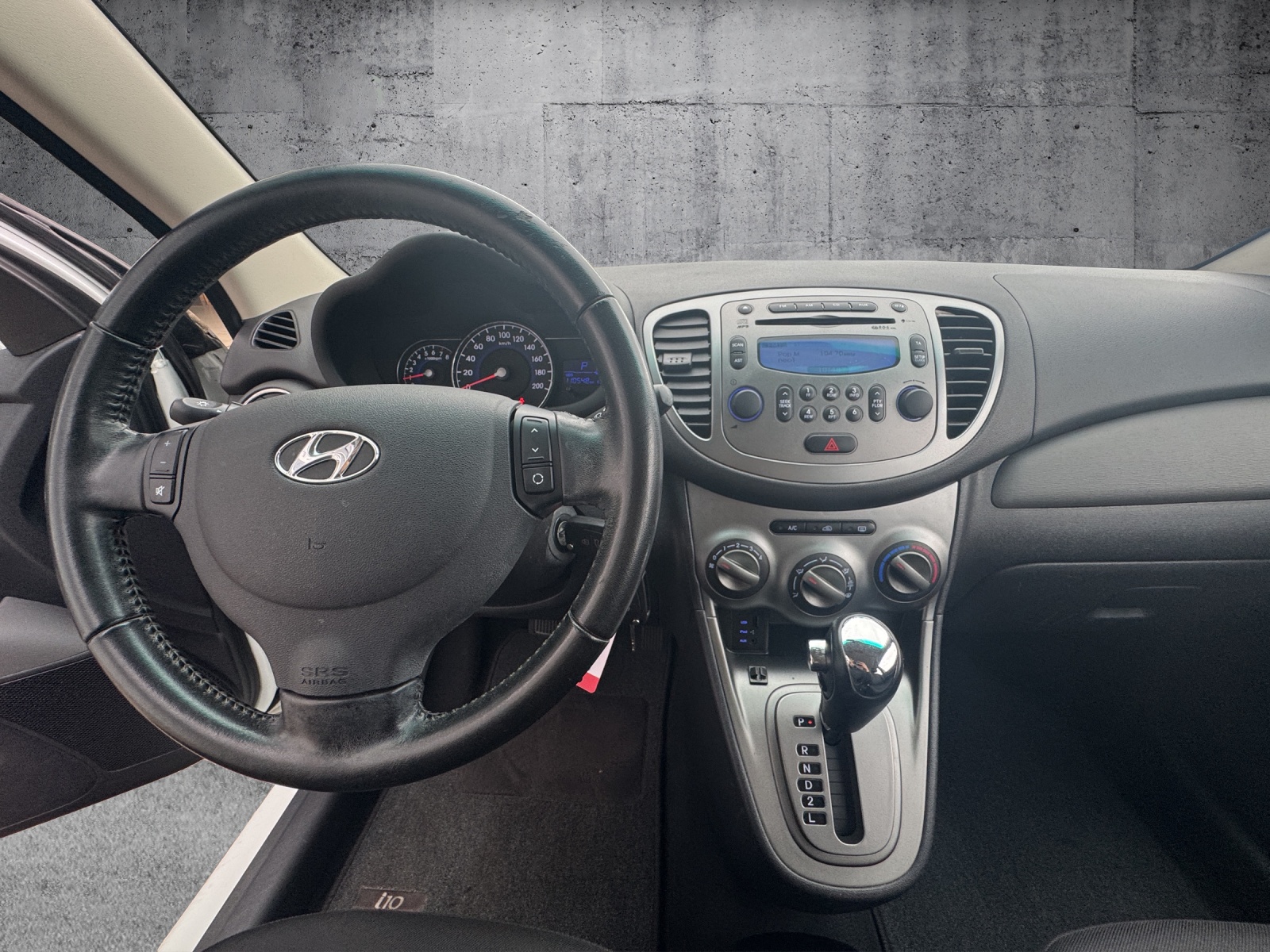 HYUNDAI i10 1.2 Style Automatic-image-14