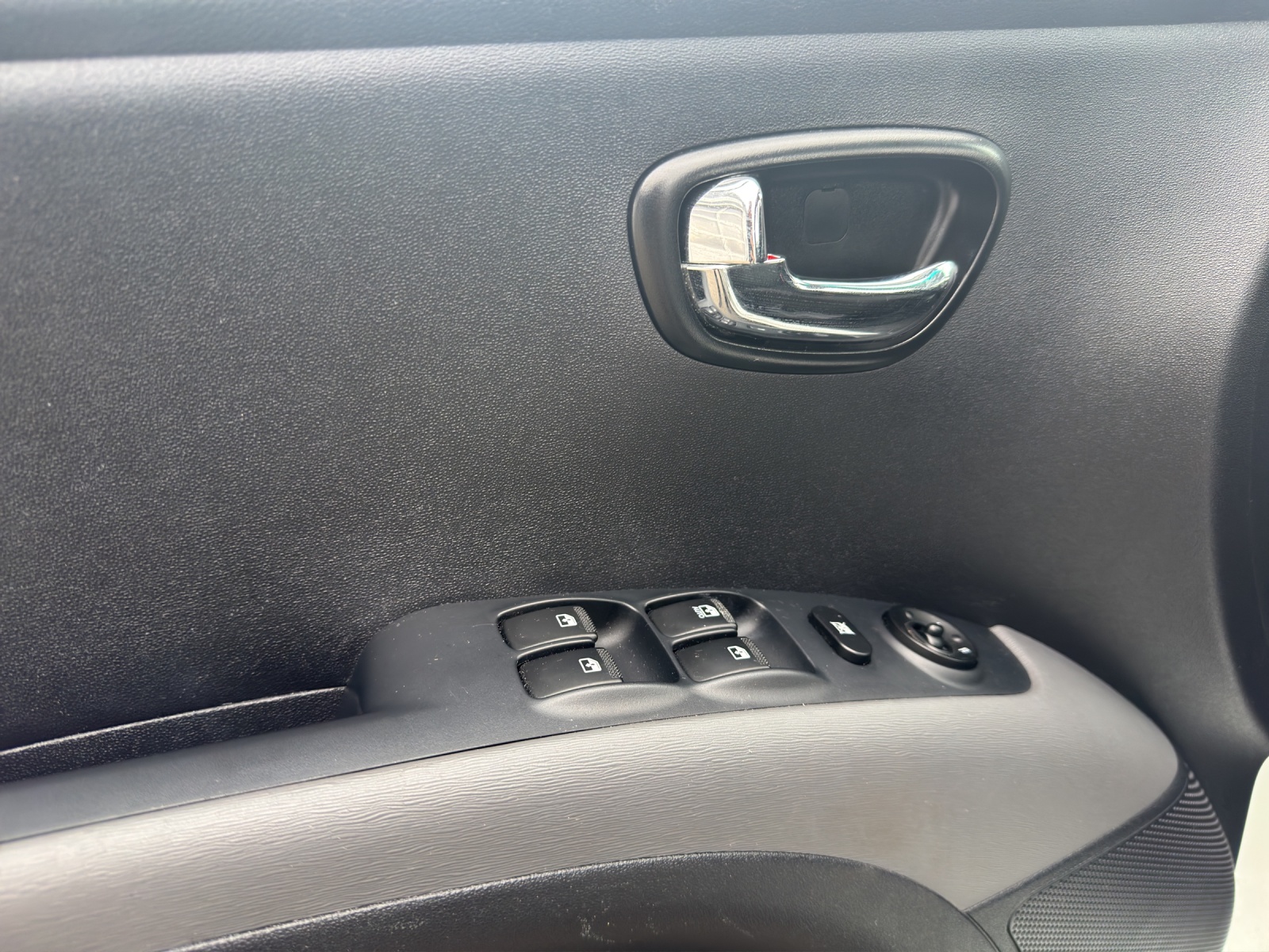 HYUNDAI i10 1.2 Style Automatic-image-5