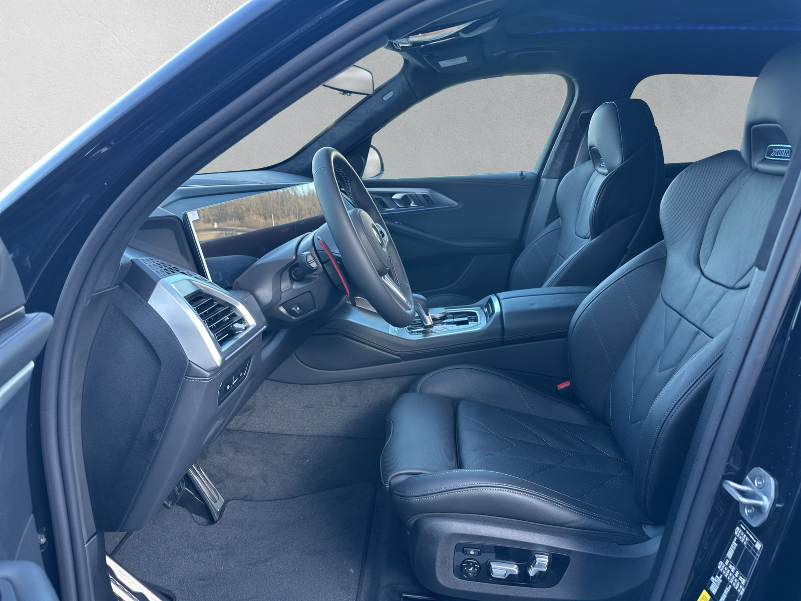 BMW XM xDrive 50e PHEV Steptronic 📍-image-10