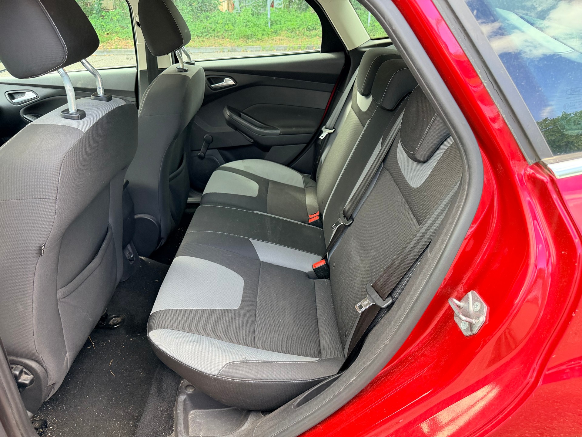 FORD Focus 1.0 SCTi Titanium-image-11