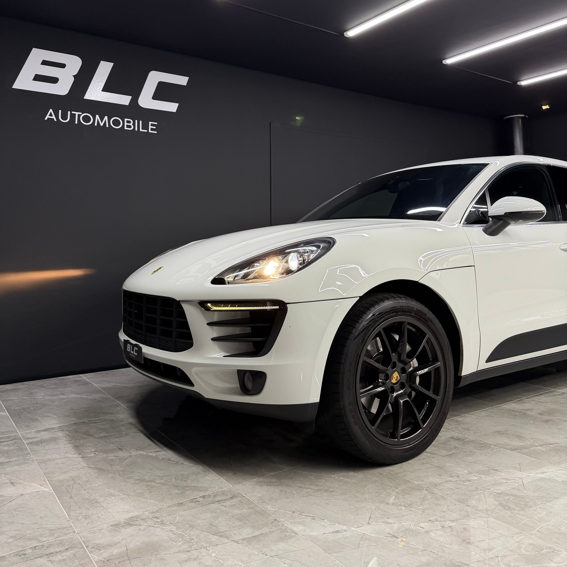 PORSCHE Macan S Diesel PDK-image-1
