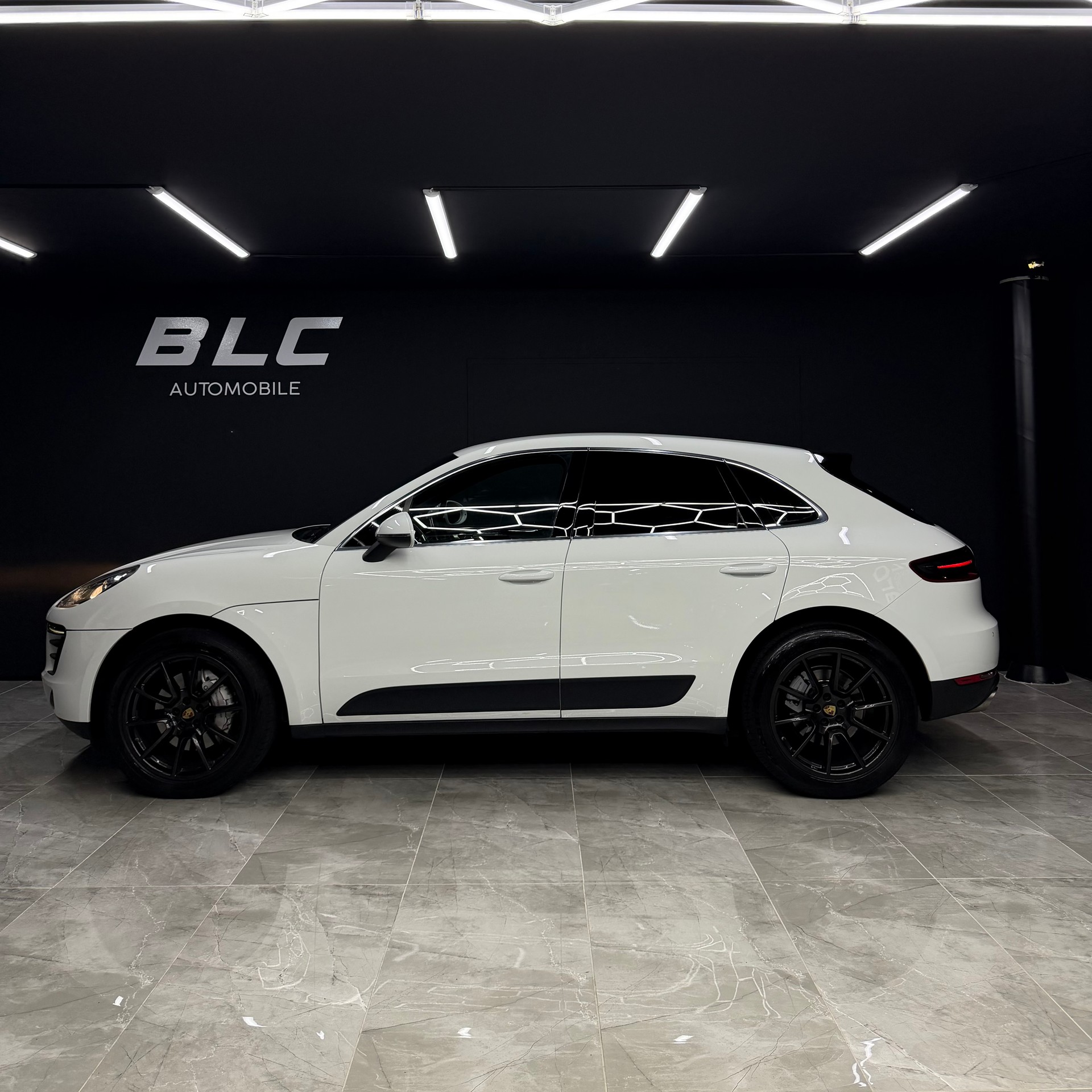 PORSCHE Macan S Diesel PDK-image-2
