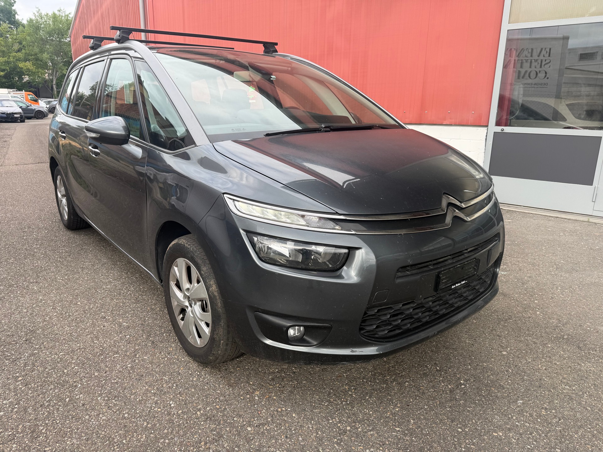 CITROEN Grand C4 Picasso 1.6 e-HDi Séduction-image-2