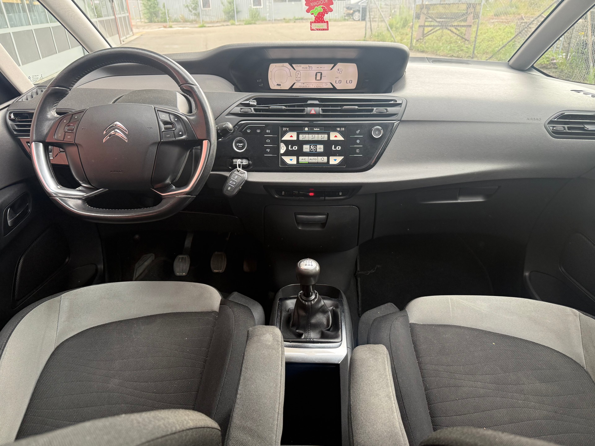 CITROEN Grand C4 Picasso 1.6 e-HDi Séduction-image-7
