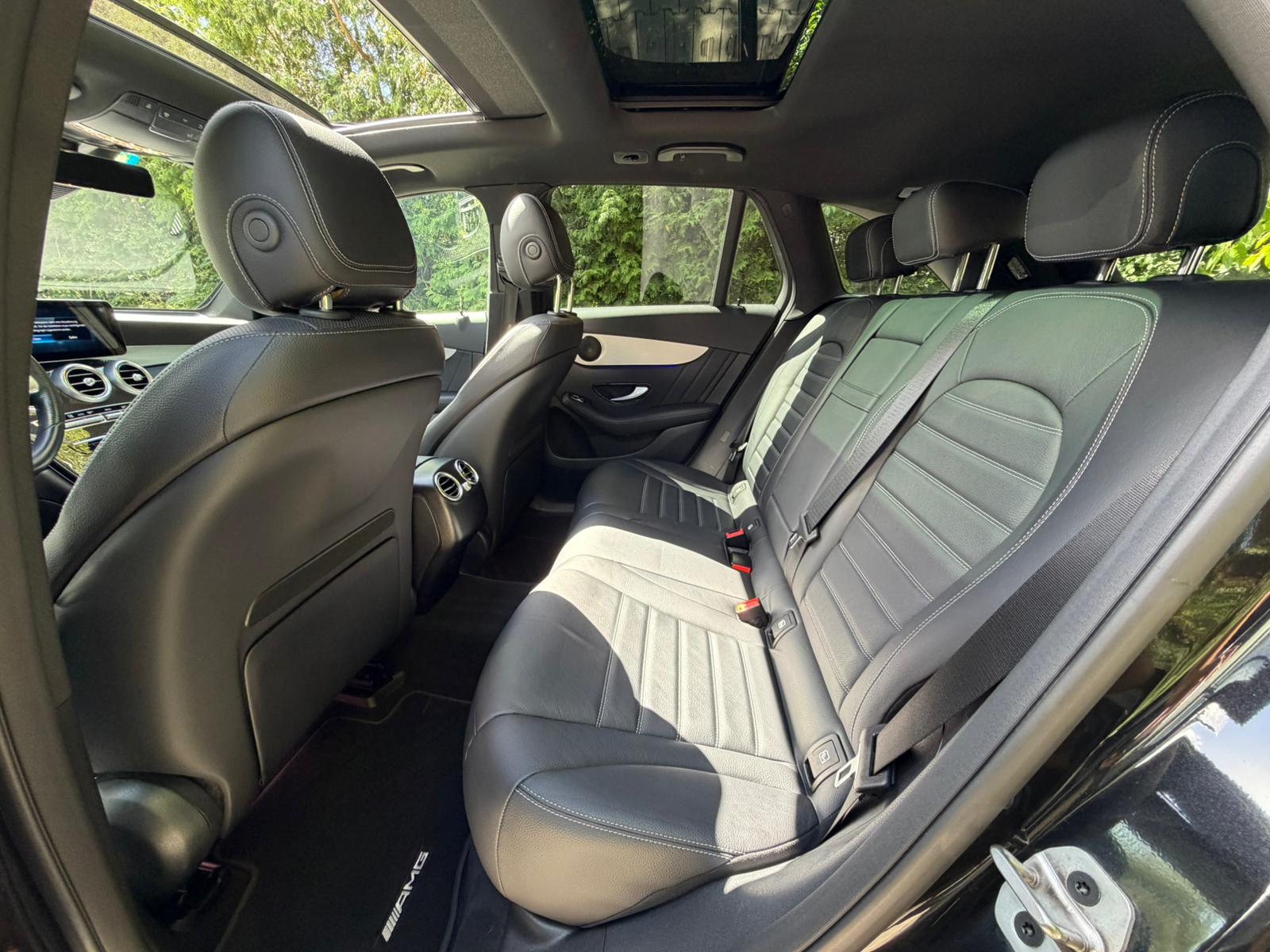 MERCEDES-BENZ GLC 300 d AMG Line 4Matic 9G-Tronic-image-13