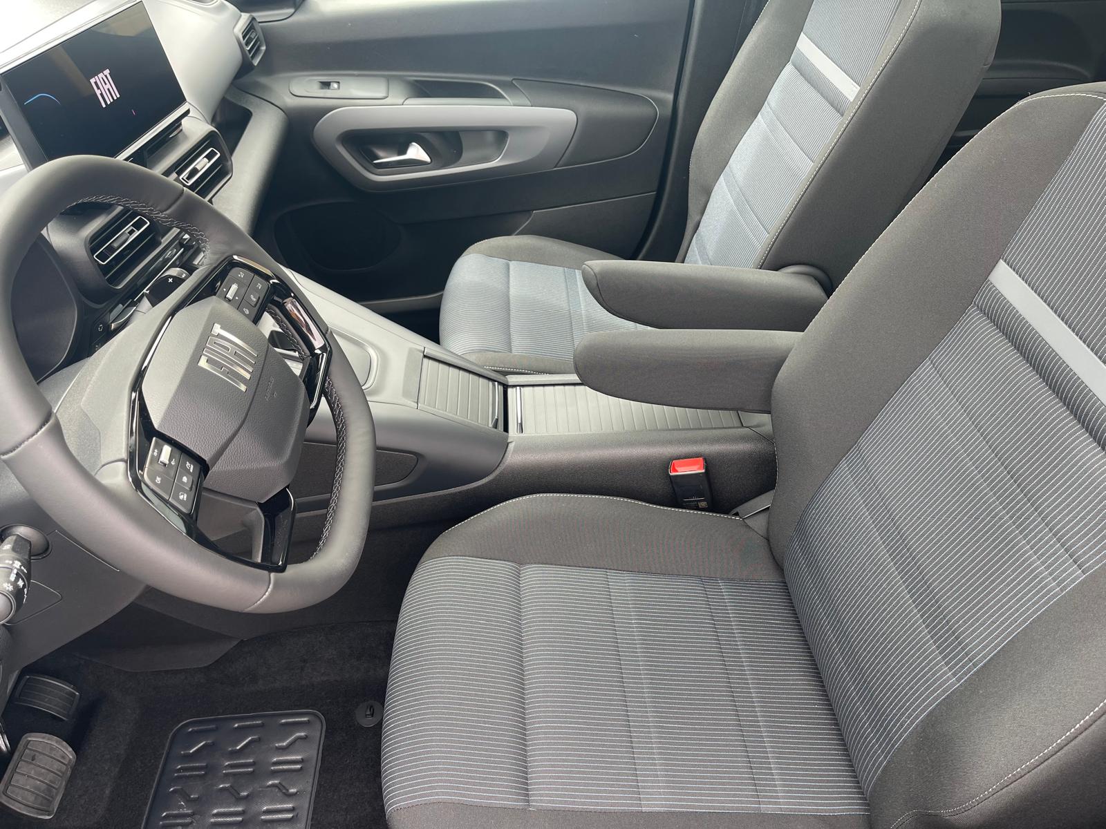 FIAT Qubo L 1.5 BlueHDi La Prima-image-11