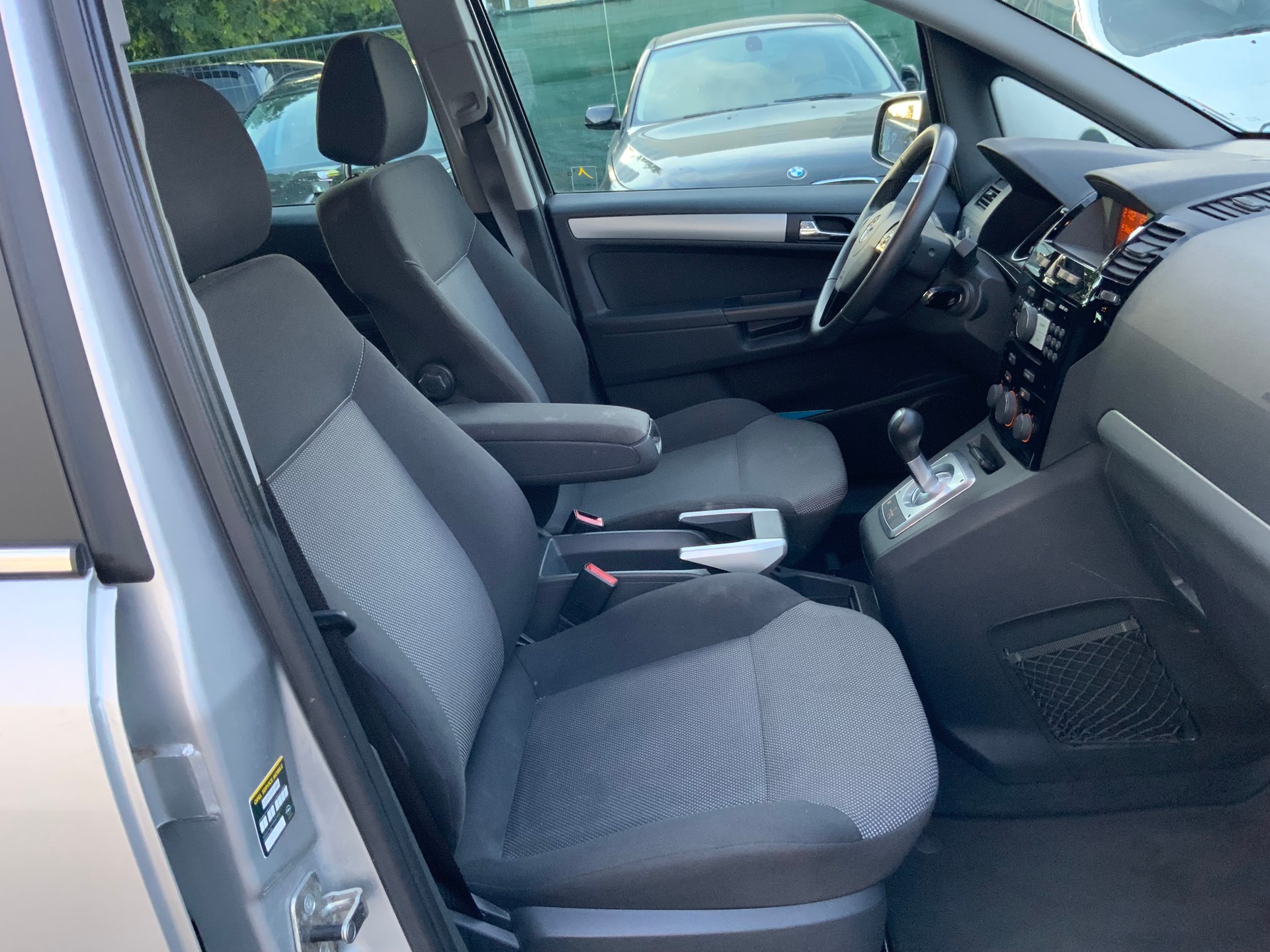 OPEL Opel Zafira B 18 R-image-10
