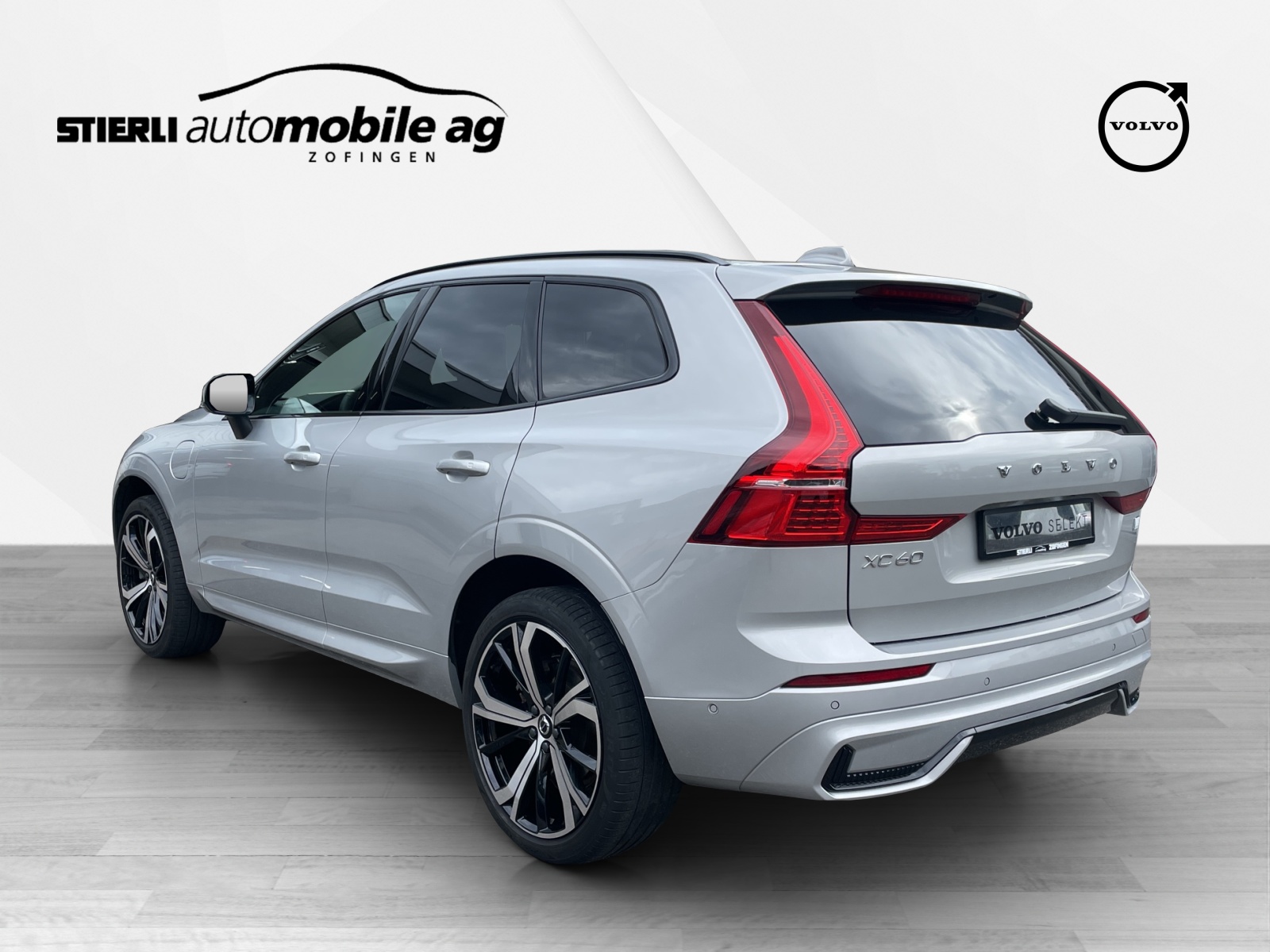 VOLVO XC60 2.0 T6 TE Ultimate Dark eAWD-image-6
