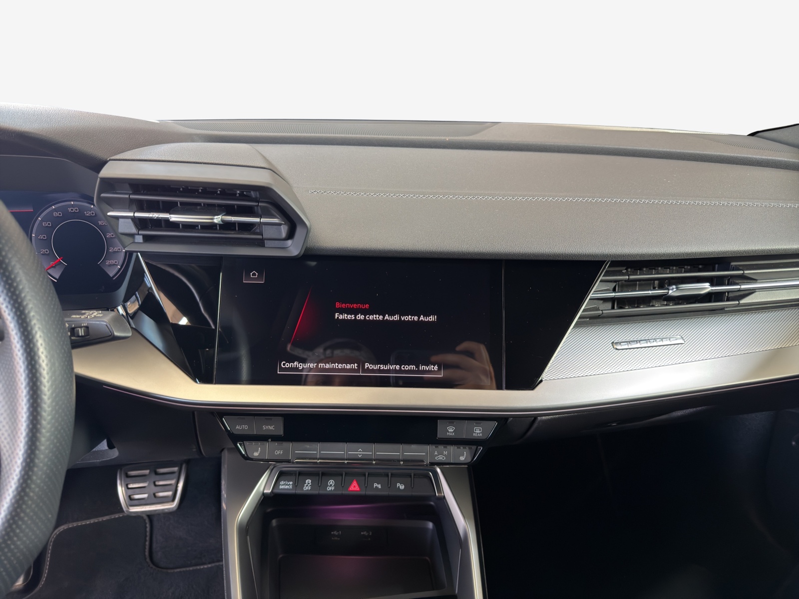 AUDI A3 Sportback 40 TFSI S line quattro S-tronic-image-10