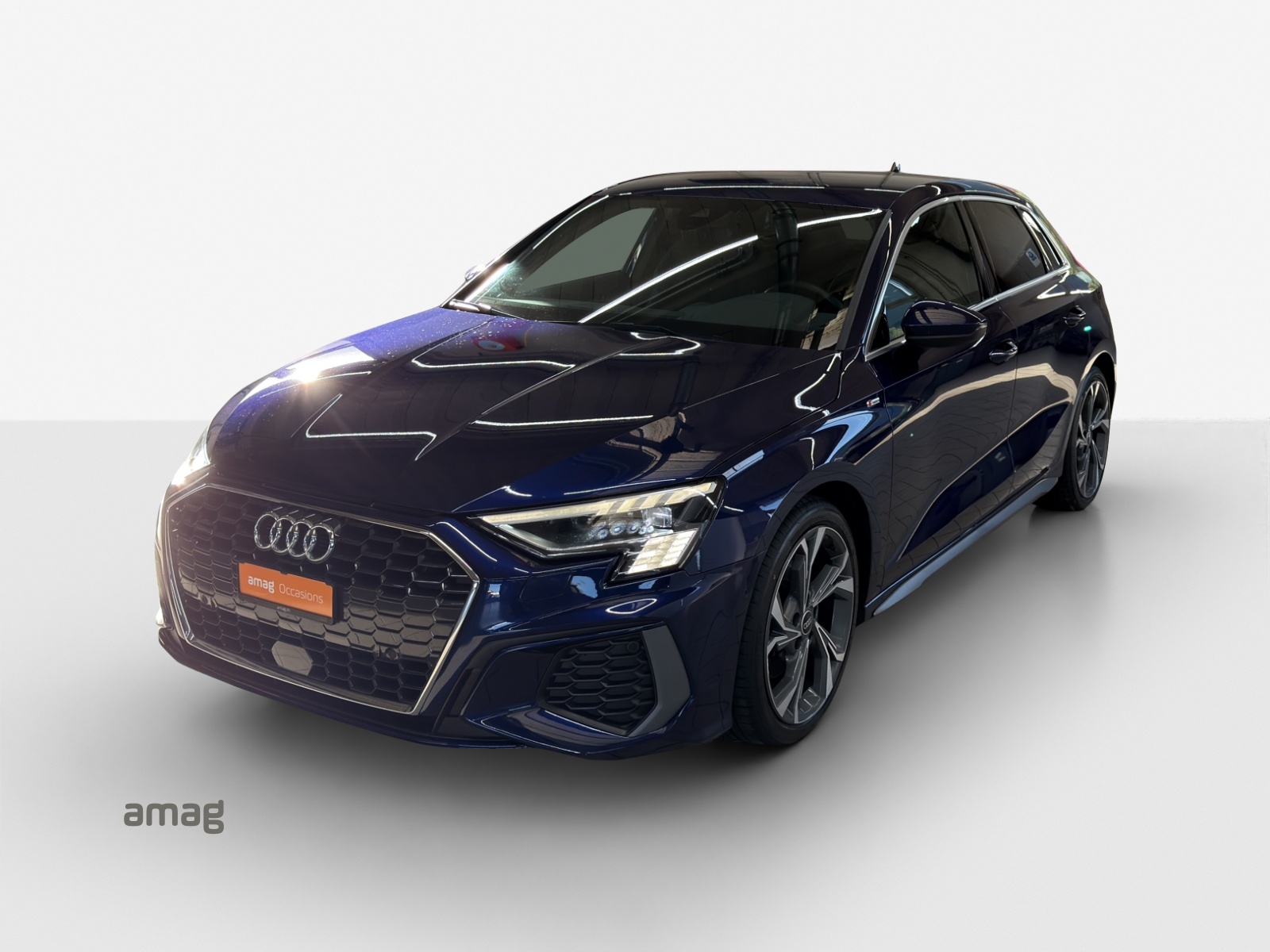 AUDI A3 Sportback 40 TFSI S line quattro S-tronic-image-0