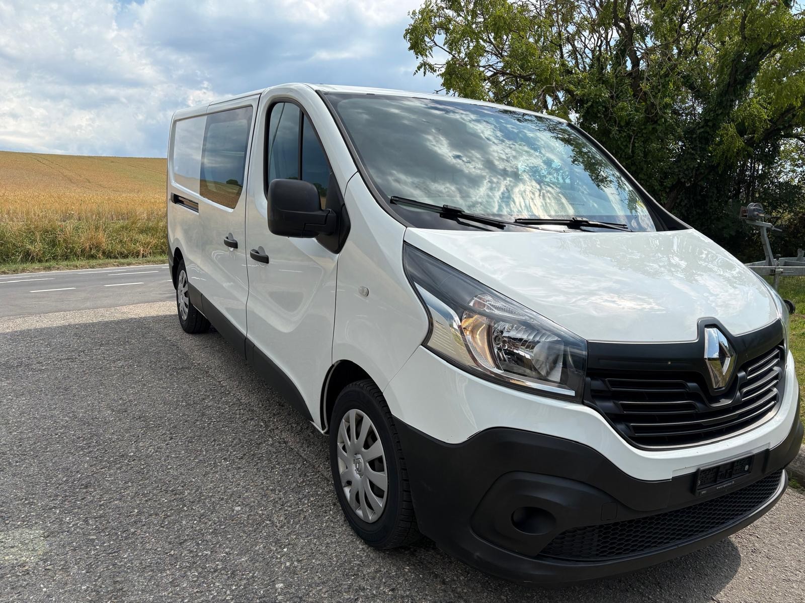 RENAULT Trafic 1.6 ENERGY TwinT. dCi125 2.9t Business L2H1-image-2