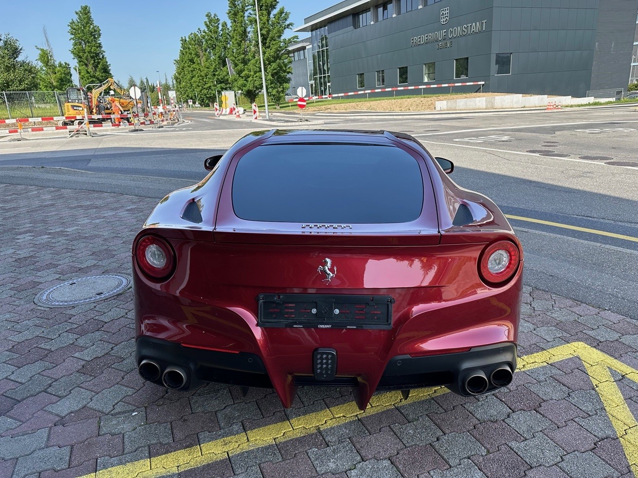 FERRARI F12 Berlinetta-image-6
