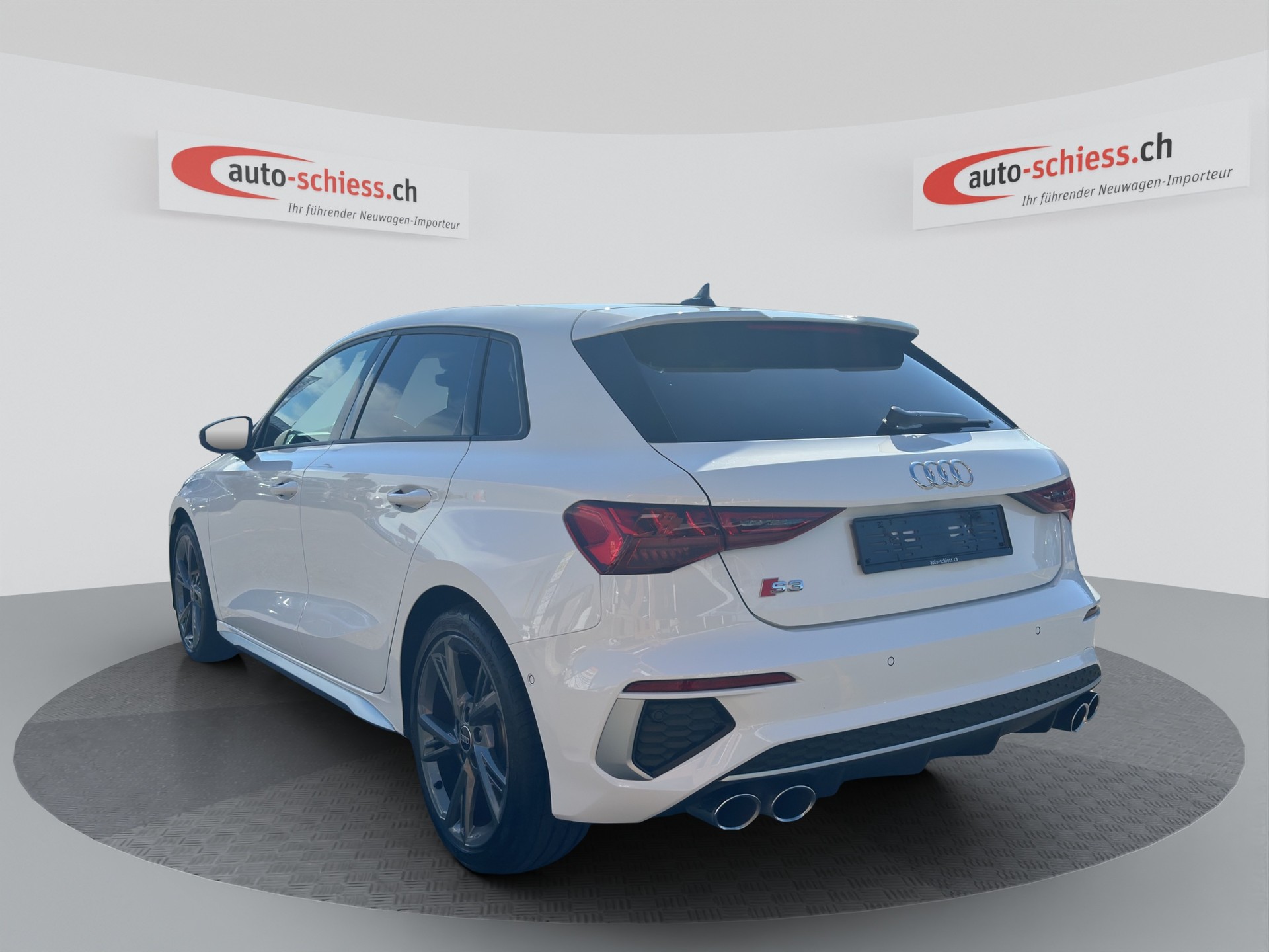 AUDI S3 Sportback 2.0 TFSI quattro S-tronic-image-2