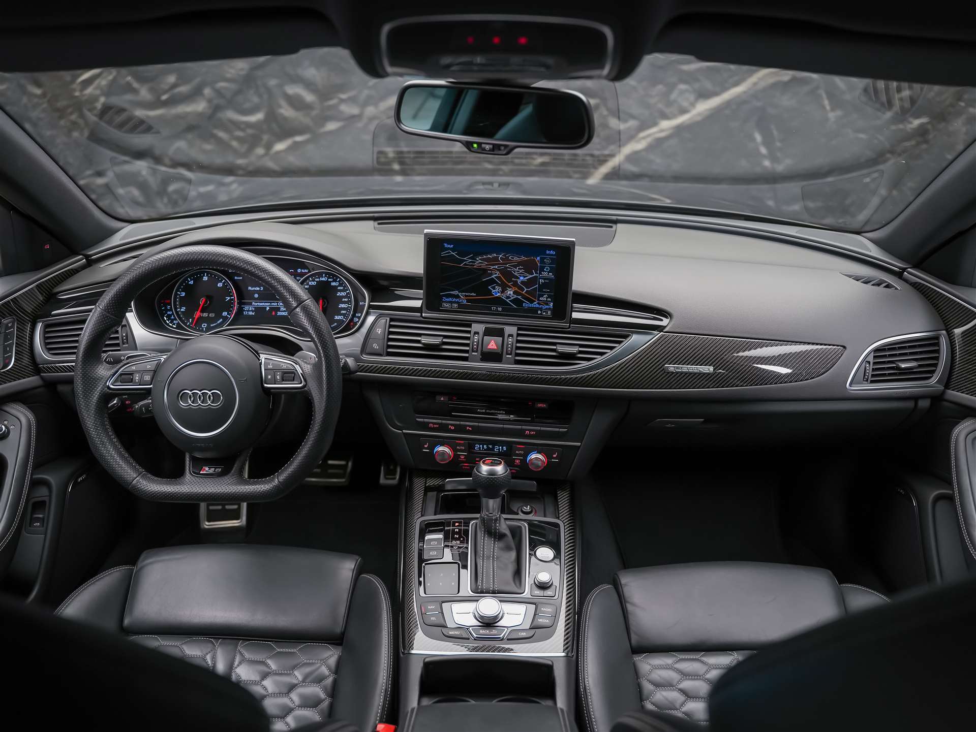 AUDI RS6 Avant 4.0 TFSI V8 quattro Tiptronic *BOSE Soundsystem*Abstandsregler*Sitzheizung*Valcona Leder*-image-19