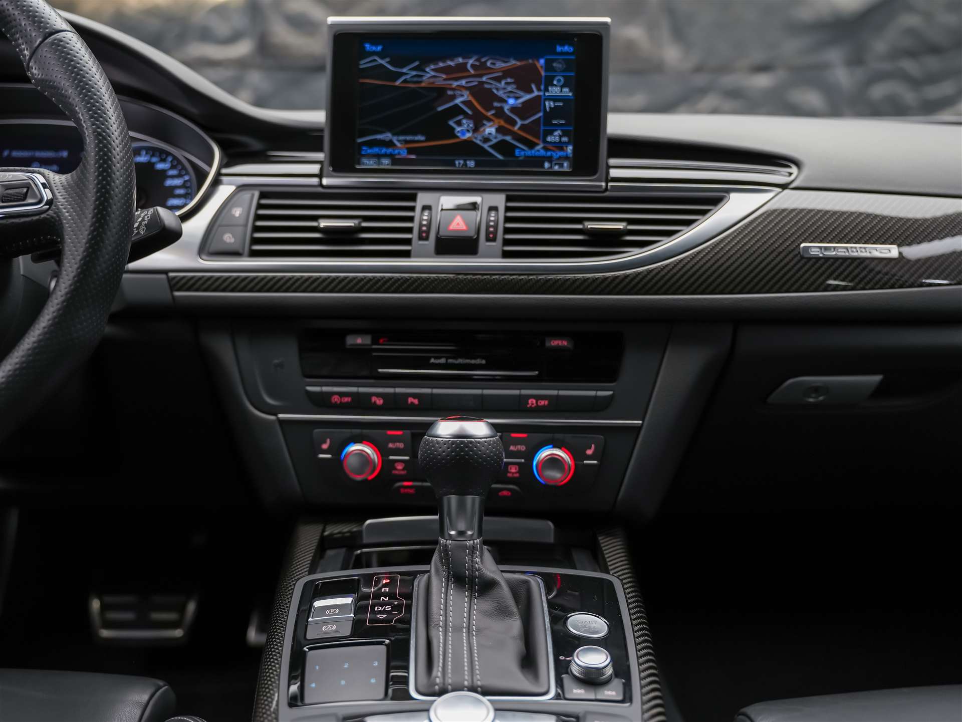 AUDI RS6 Avant 4.0 TFSI V8 quattro Tiptronic *BOSE Soundsystem*Abstandsregler*Sitzheizung*Valcona Leder*-image-19