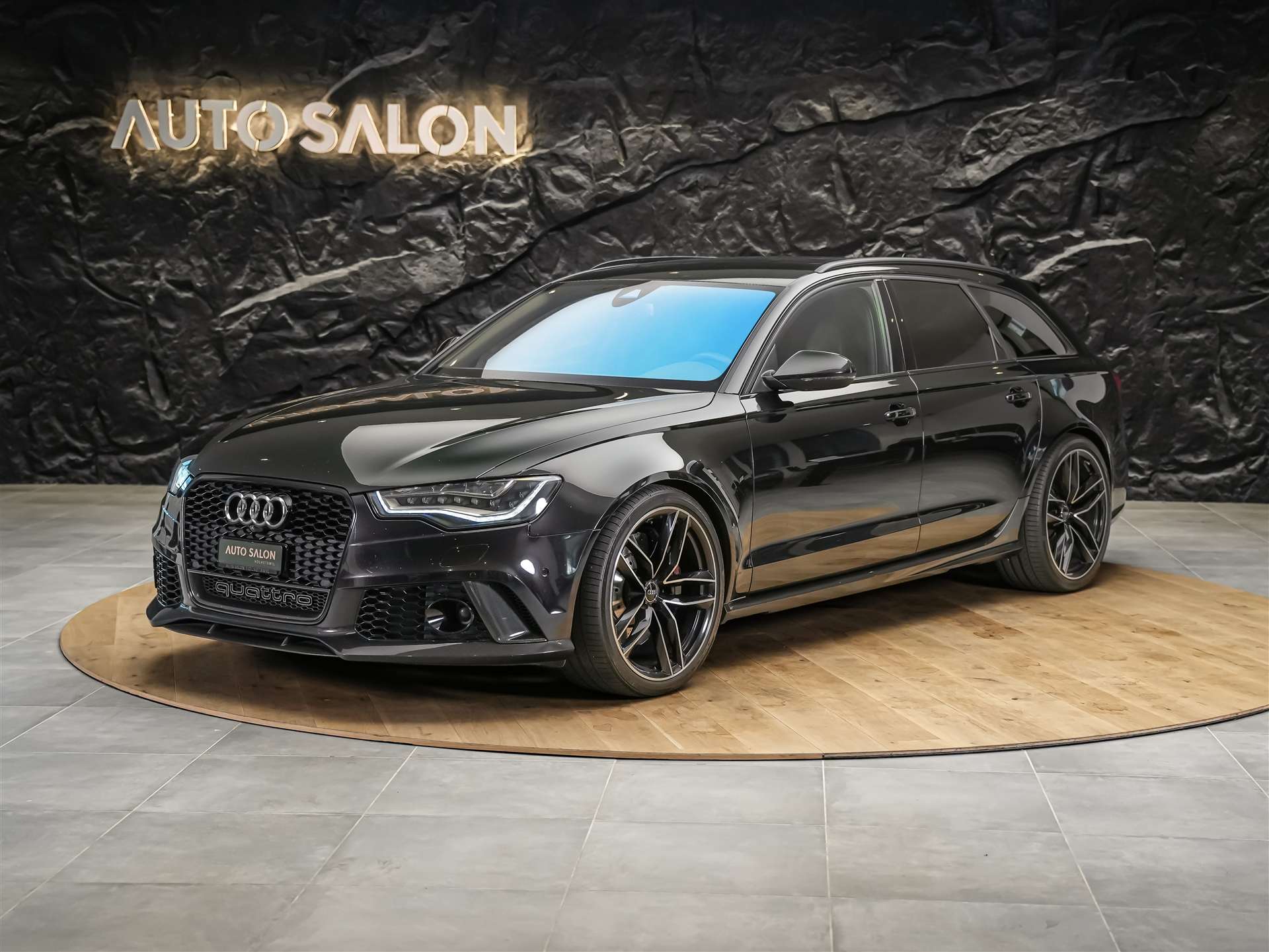 AUDI RS6 Avant 4.0 TFSI V8 quattro Tiptronic *BOSE Soundsystem*Abstandsregler*Sitzheizung*Valcona Leder*-image-0