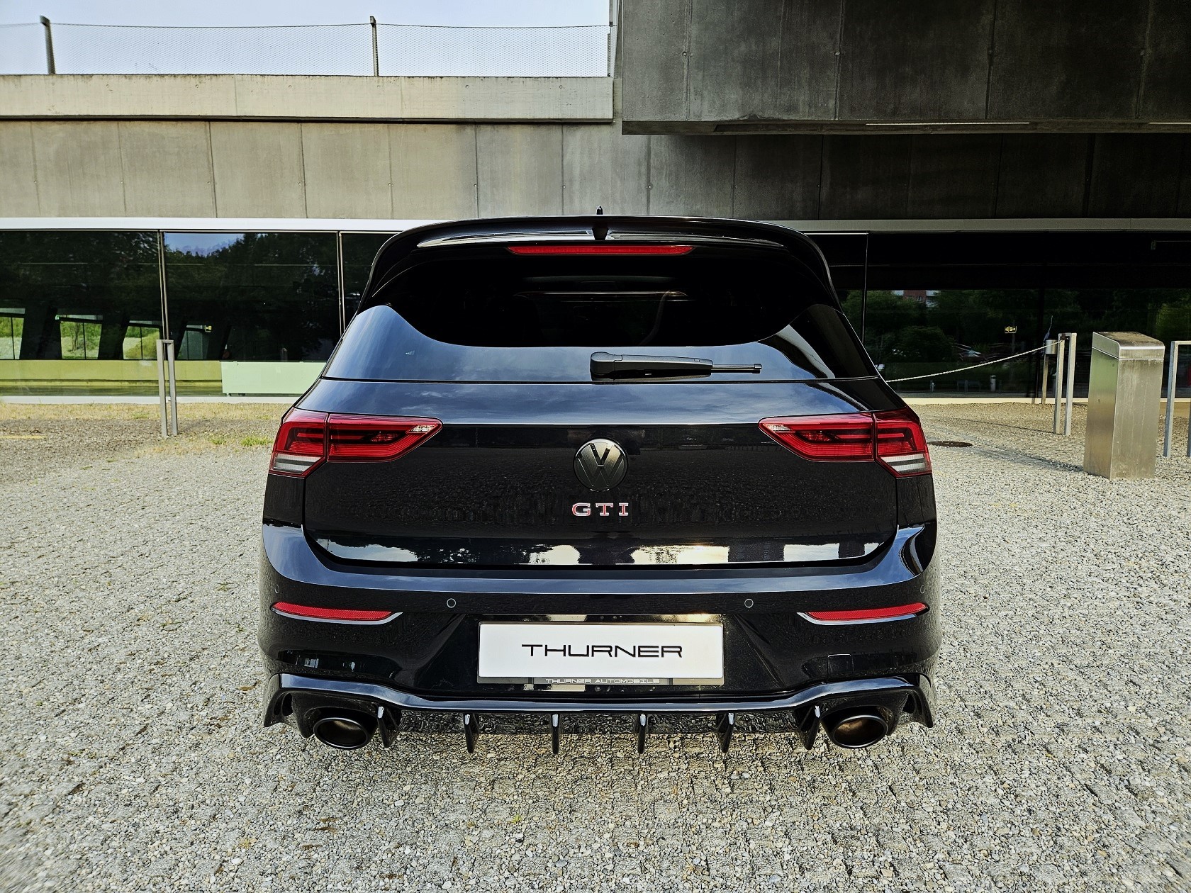 VW GTI 8 Clubsport / IQ-Light / Pano / Black / Estoril / R Paket / ACC / Spurhalte / Rieger-image-7