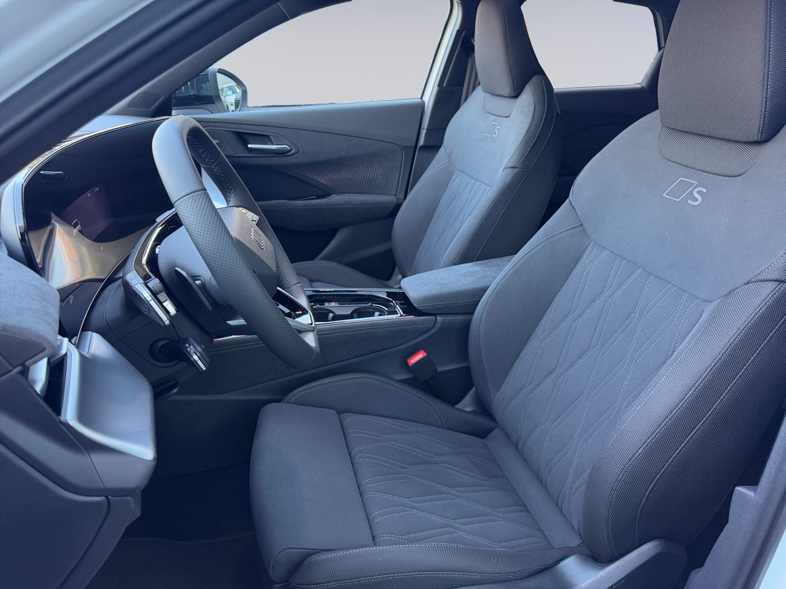 AUDI Q3 Sportback TFSI quattro 195 kW S tronic-image-6