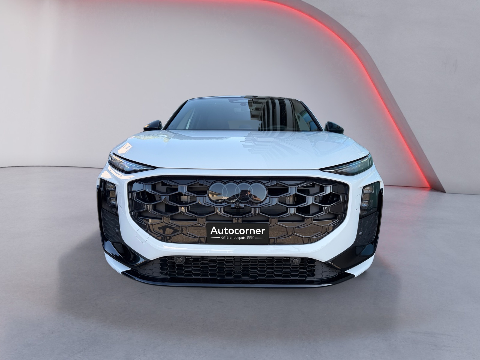 AUDI Q3 Sportback TFSI quattro 195 kW S tronic-image-5