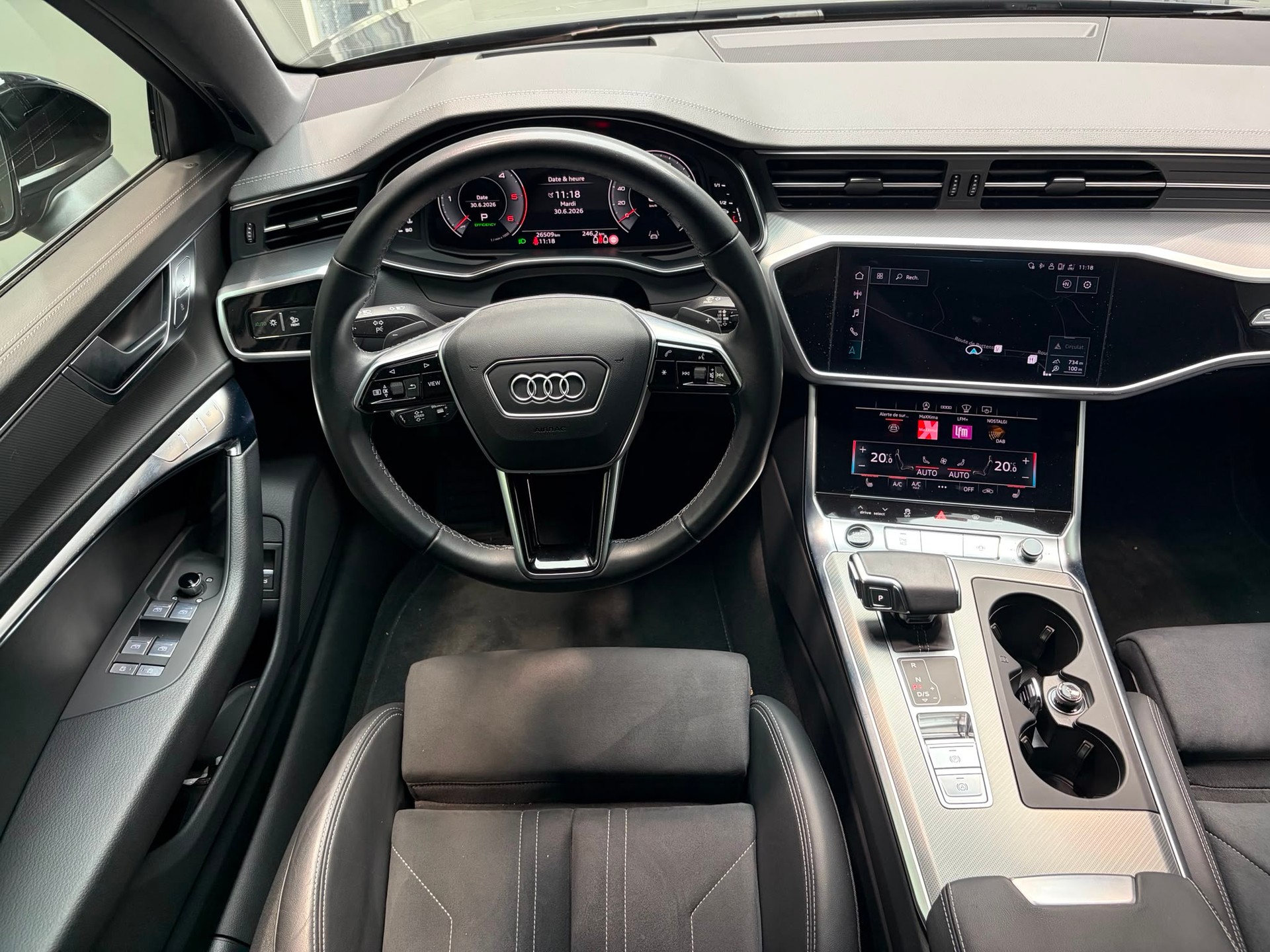 AUDI A6 Avant 40 TDI Sport Attraction quattro S-tronic-image-18