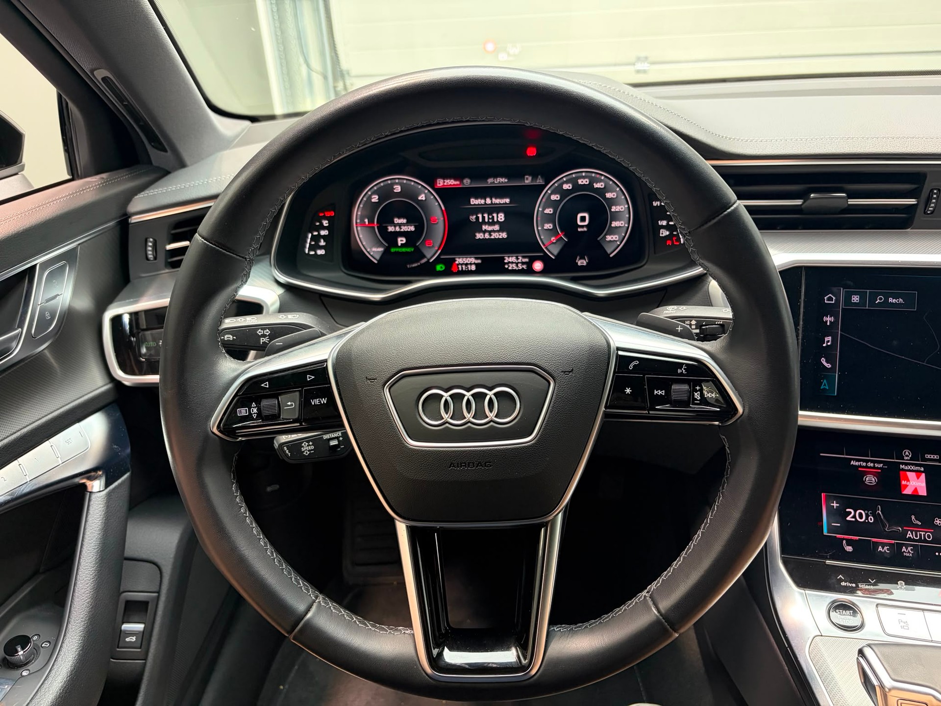 AUDI A6 Avant 40 TDI Sport Attraction quattro S-tronic-image-19
